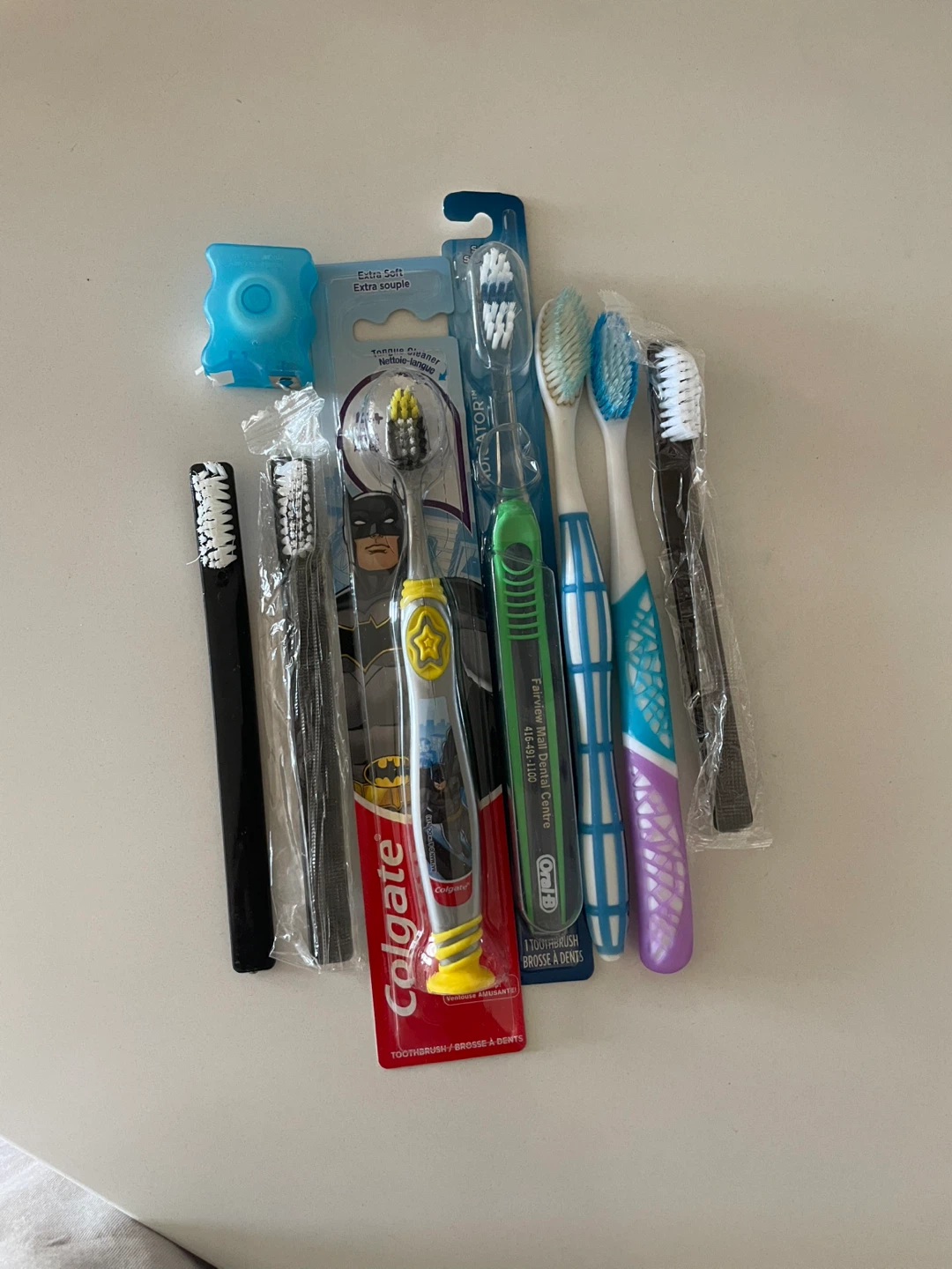 Colgate Batman Kids Toothbrush & Oral-B Toothbrushes Lot 🌱