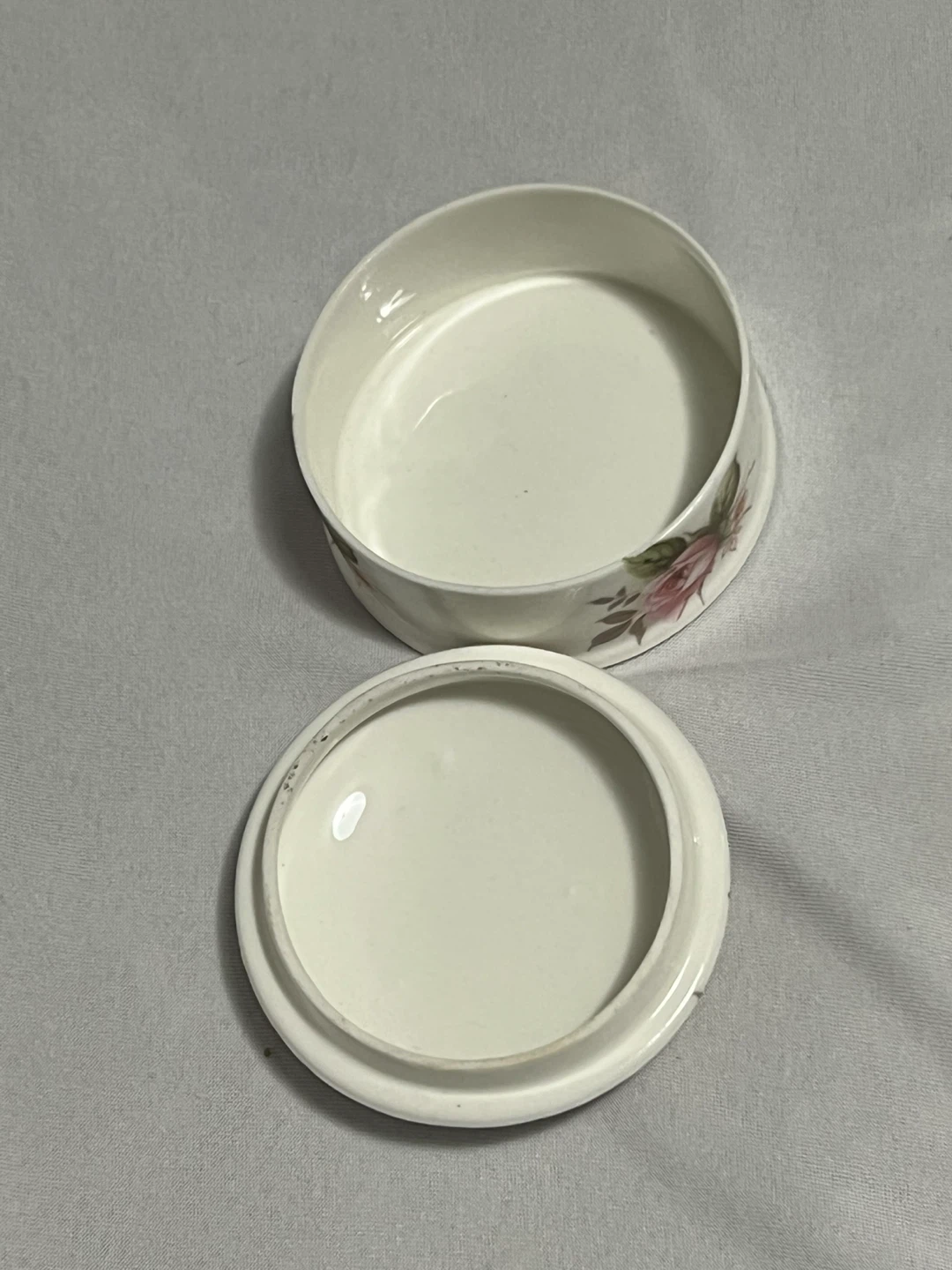 Vintage Porcelain Trinket Box - photo 5