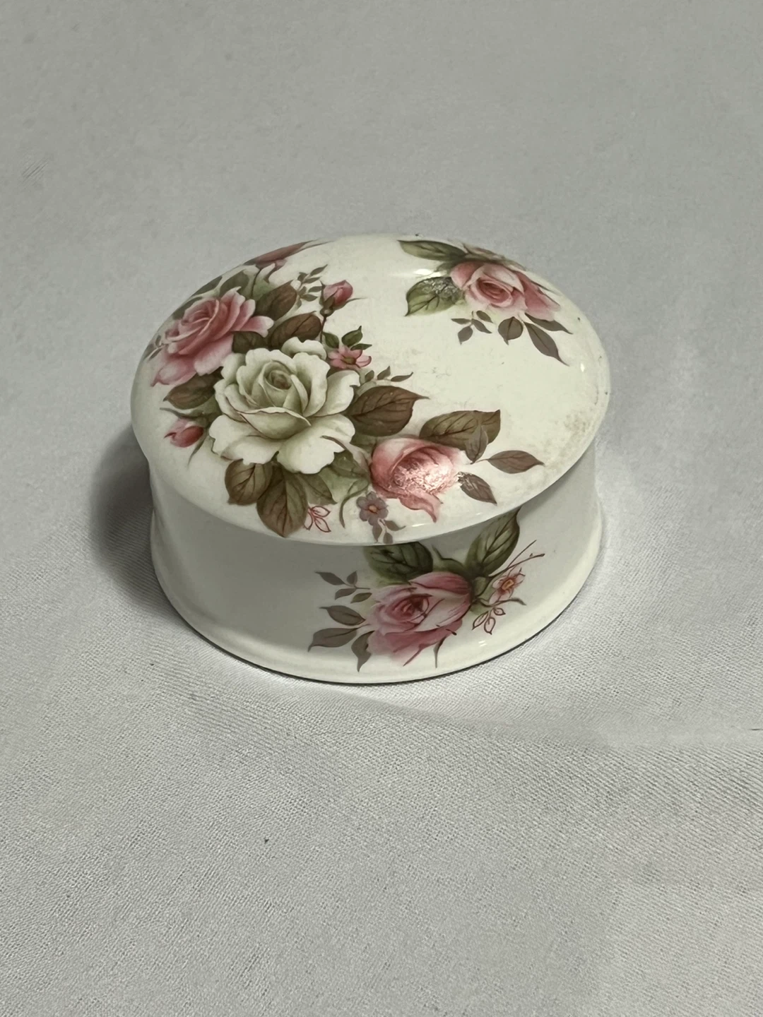 Vintage Porcelain Trinket Box - photo 4