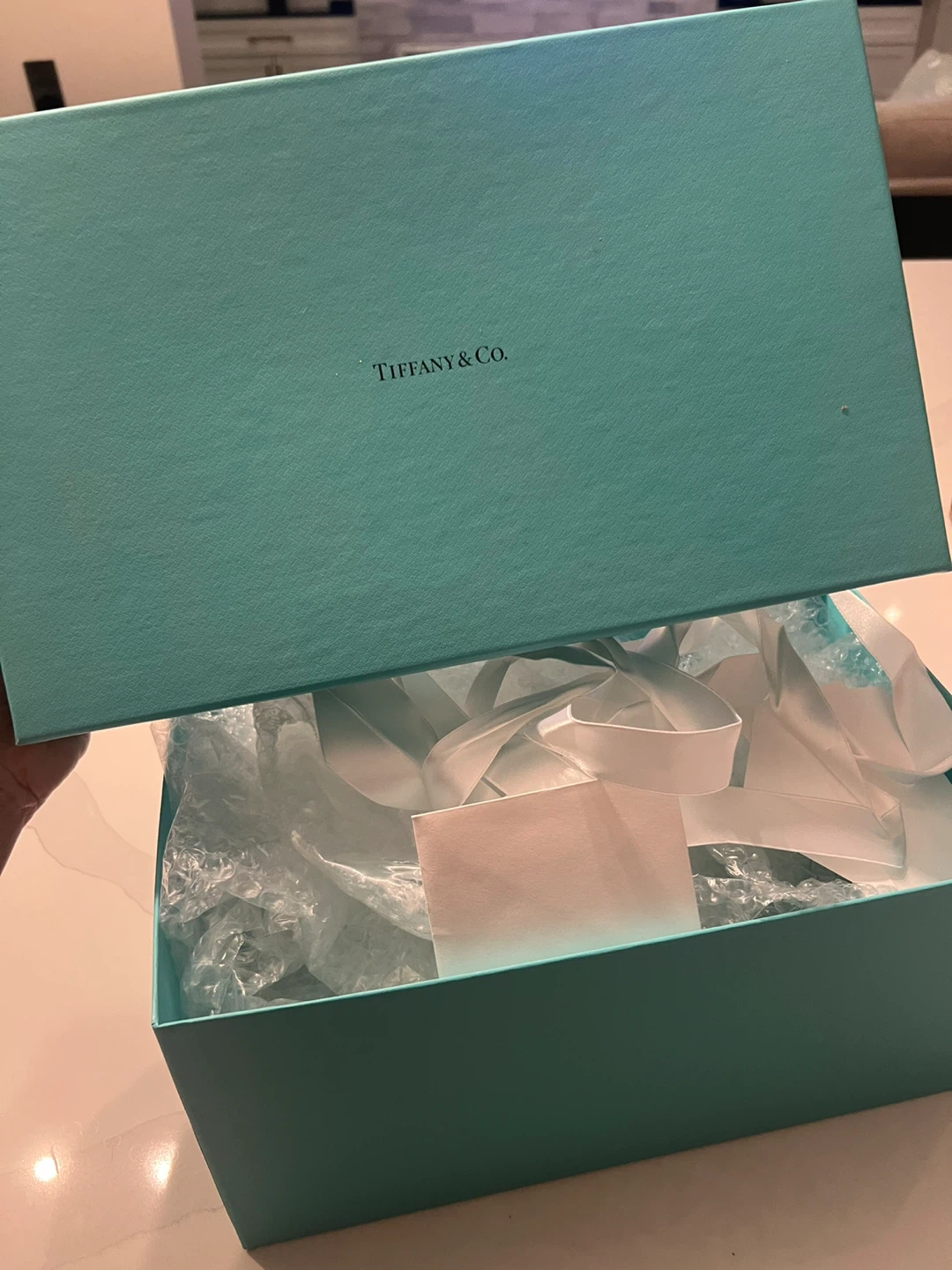 New Tiffany & Co. Fine Bone China Mugs & creamer - photo 5