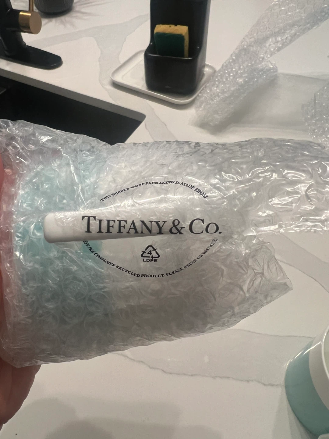 New Tiffany & Co. Fine Bone China Mugs & creamer - photo 3