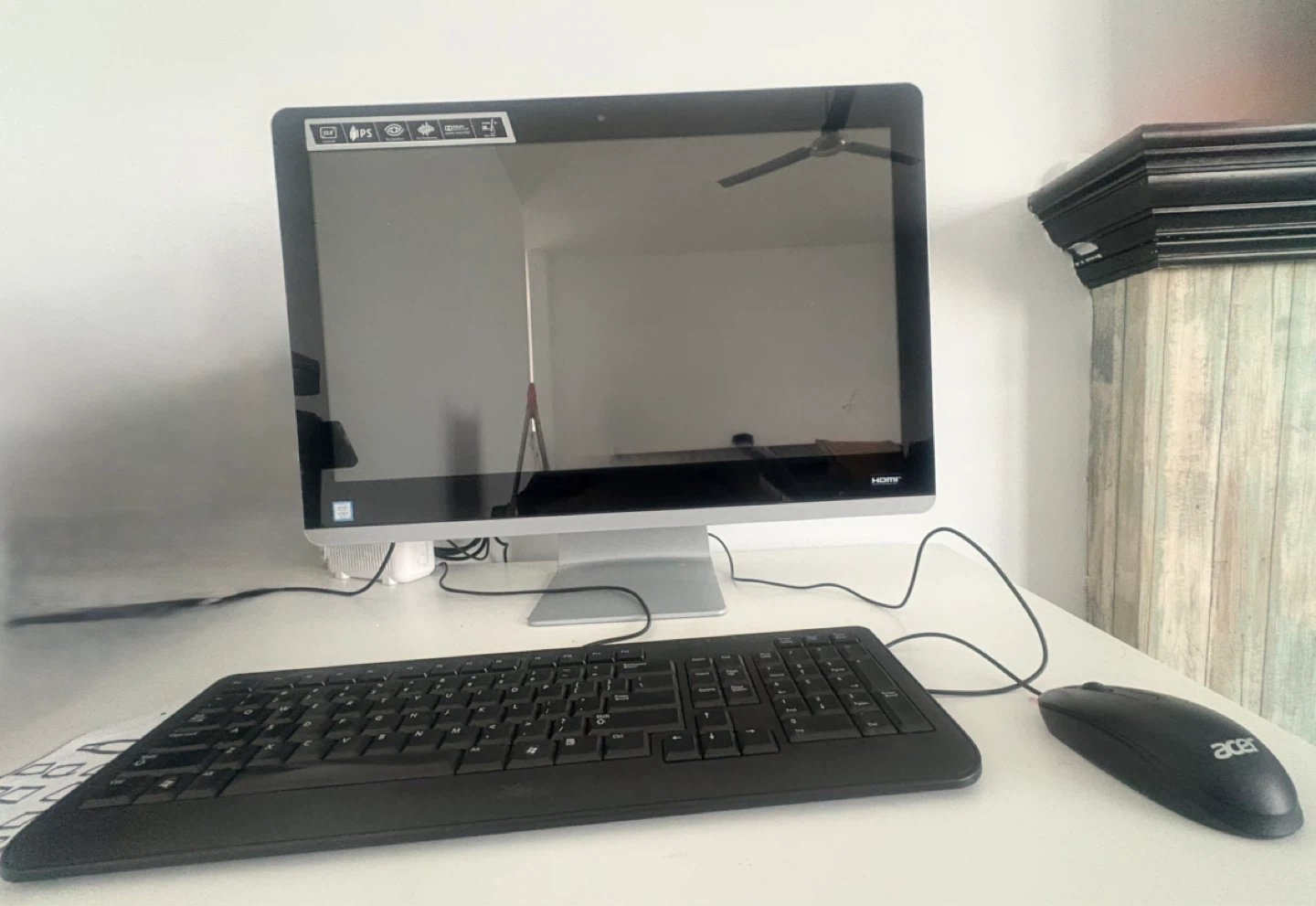 Acer Aspire Z3-715 All-in-One Desktop PC