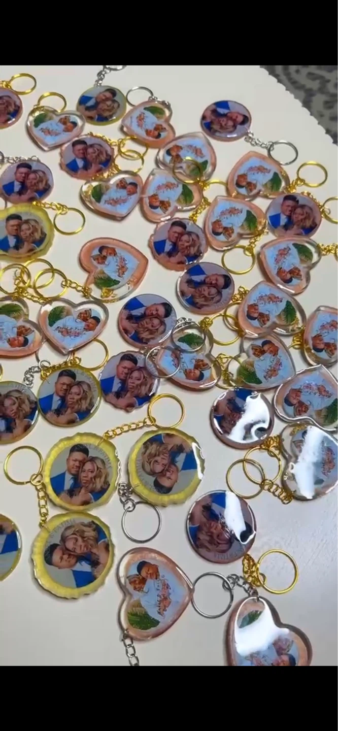 Custom Photo Resin Keychain - photo 5