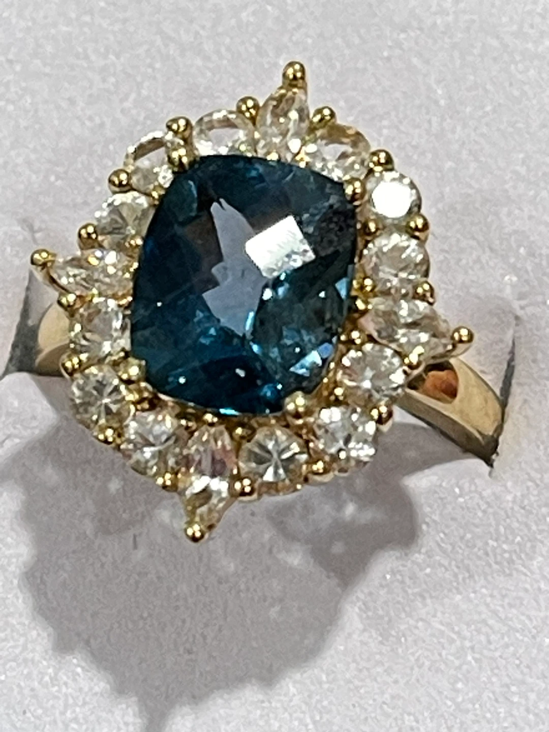 Blue & White Topaz Ring SOLID 14k Yellow Gold 4.2g