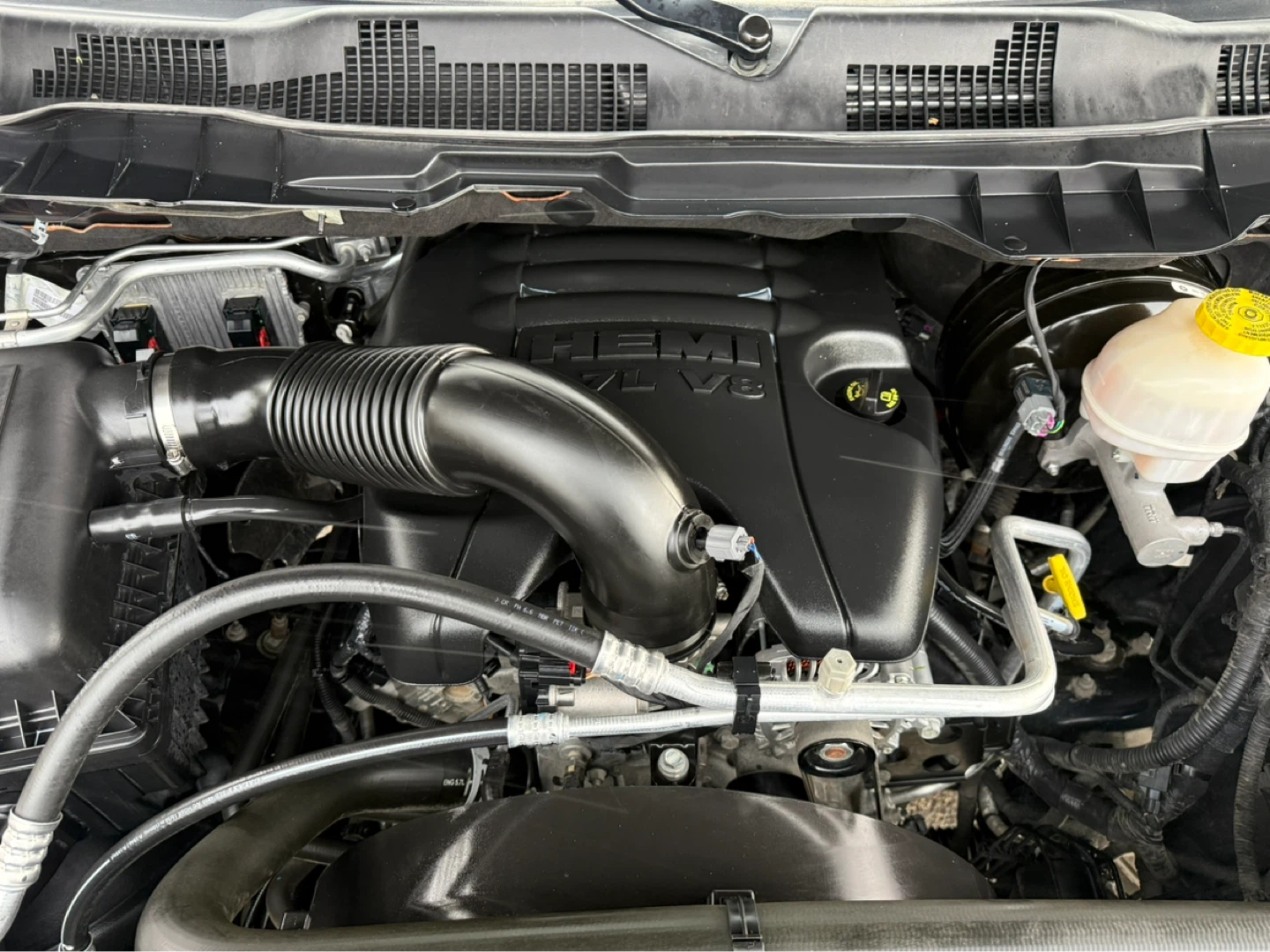 2018 RAM 1500 Laramie Longhorn Limited - photo 5