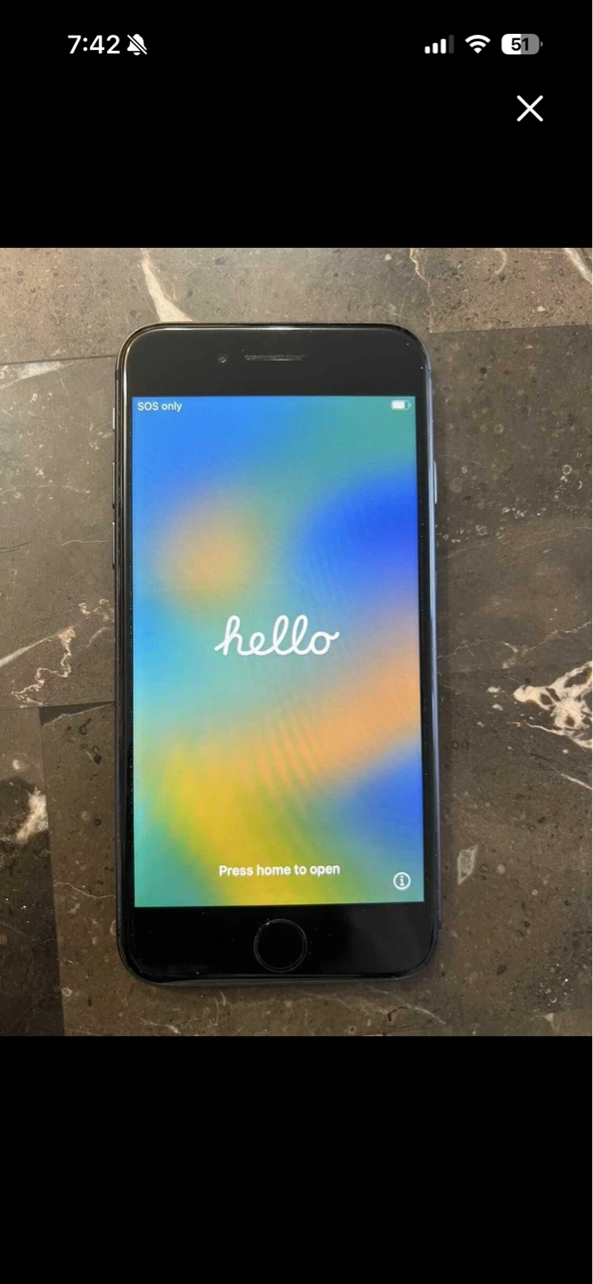 iPhone 8