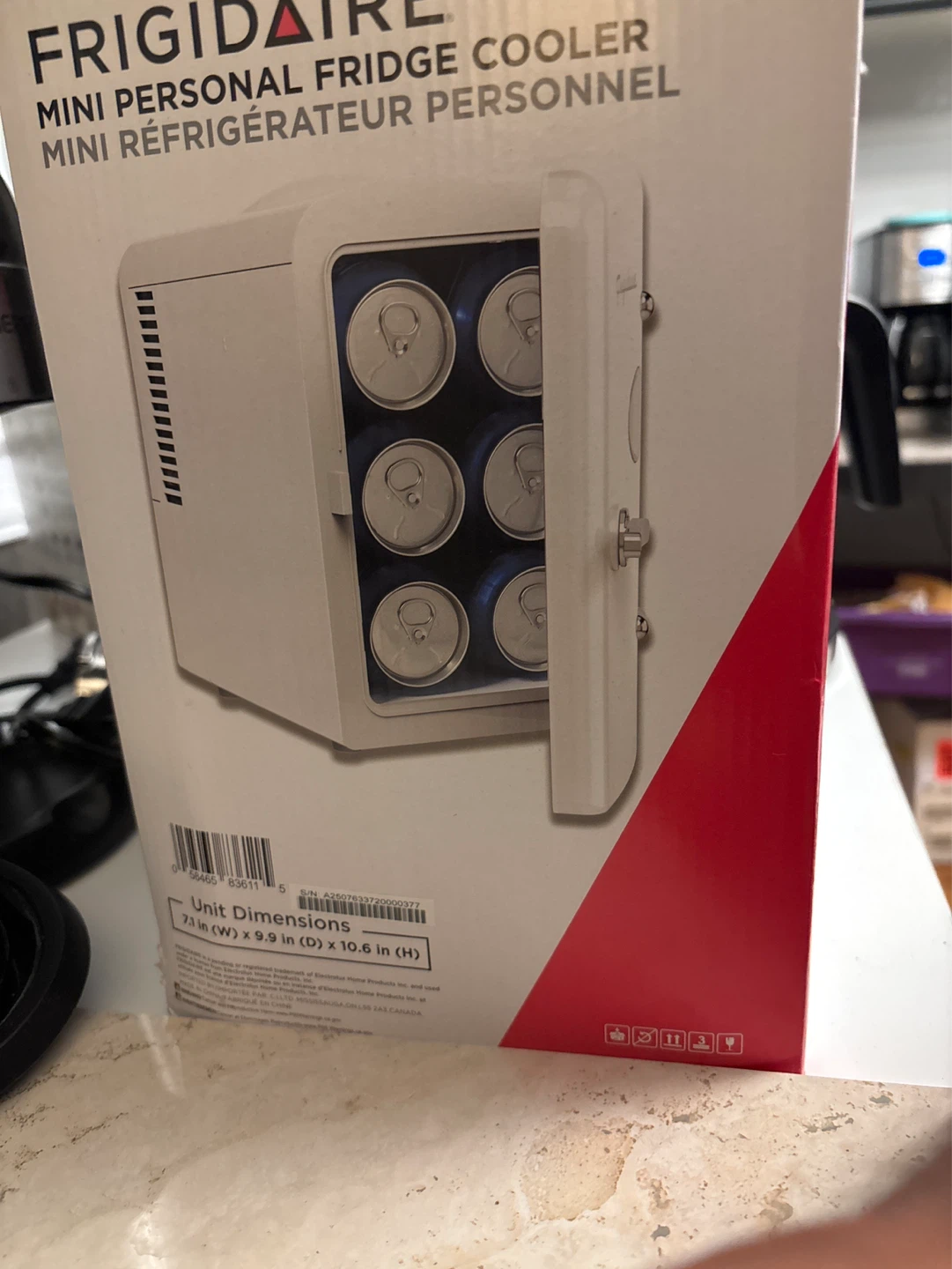 Frigidaire Mini Personal Fridge Cooler - photo 2