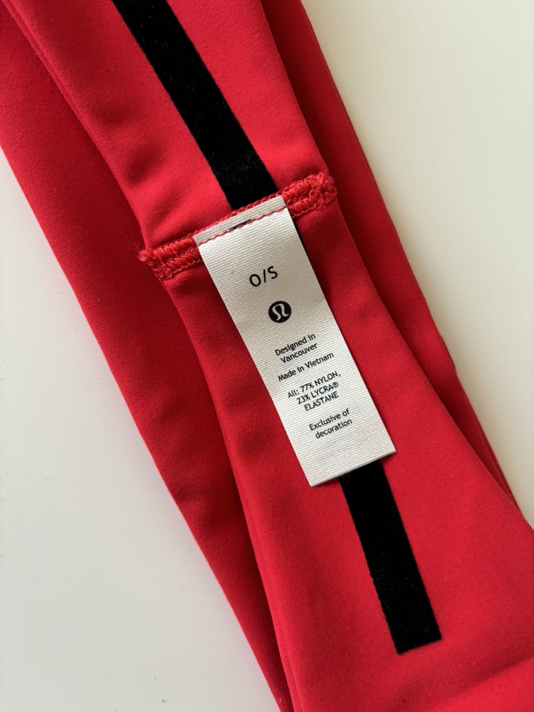 Lululemon Red Headband O/S - photo 4