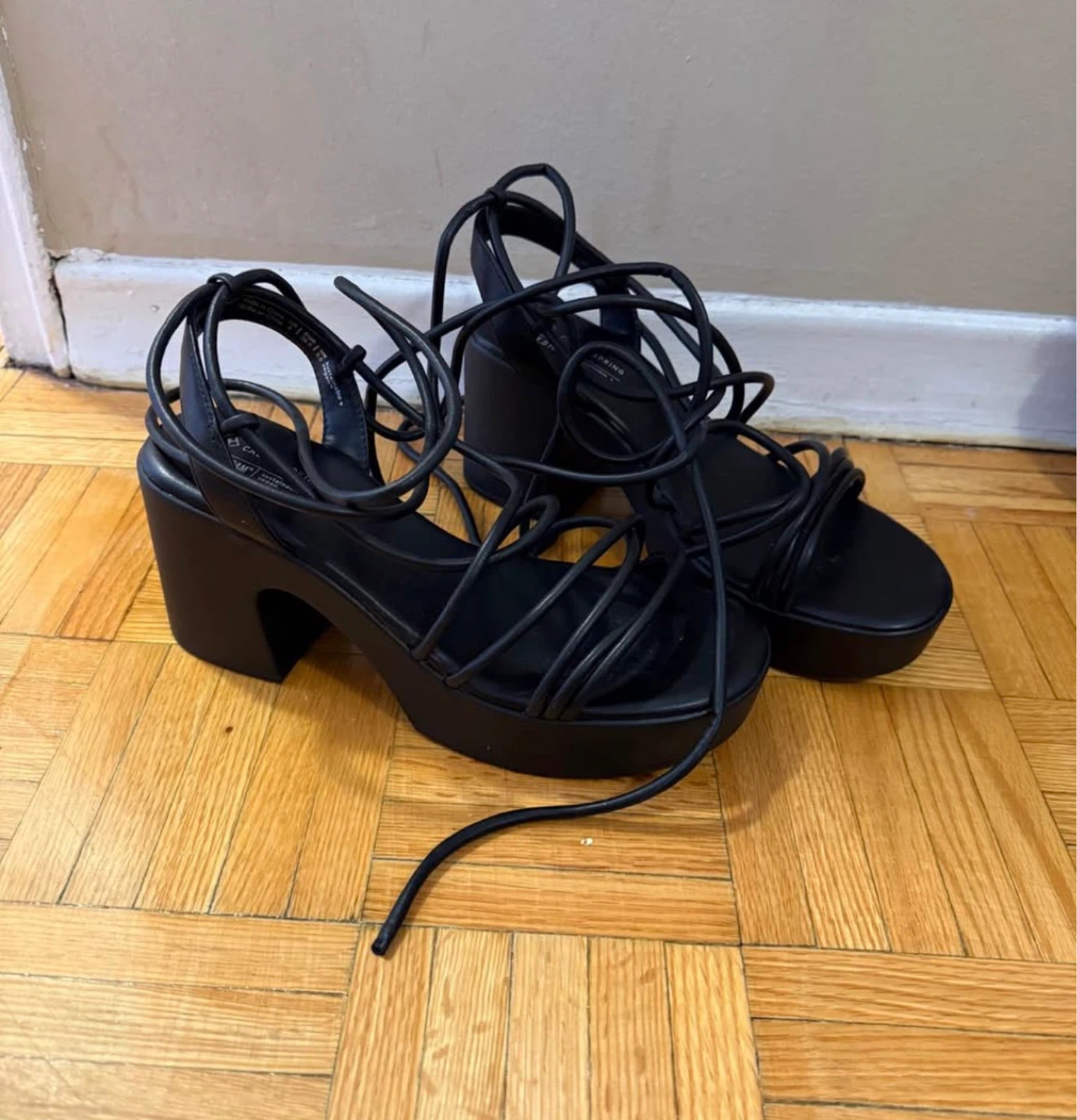 Women’s Heels – Like New / Never Worn 👠 - photo 3