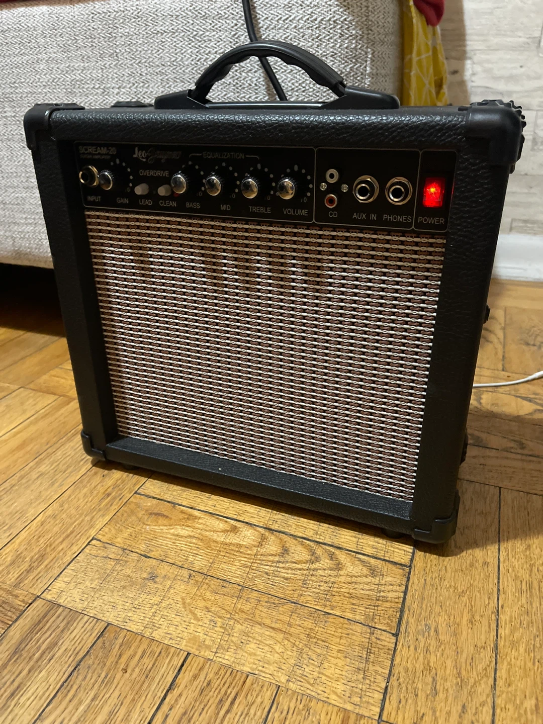 LeeJay SCRAM-20 Guitar Amplifier - photo 2