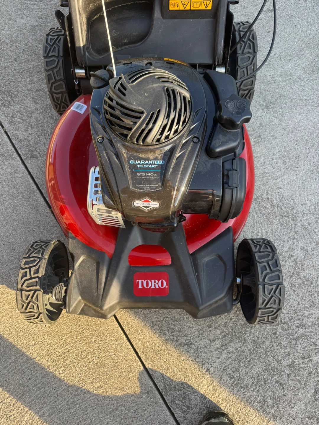 Toro 140cc Gas Lawn Mower - photo 2