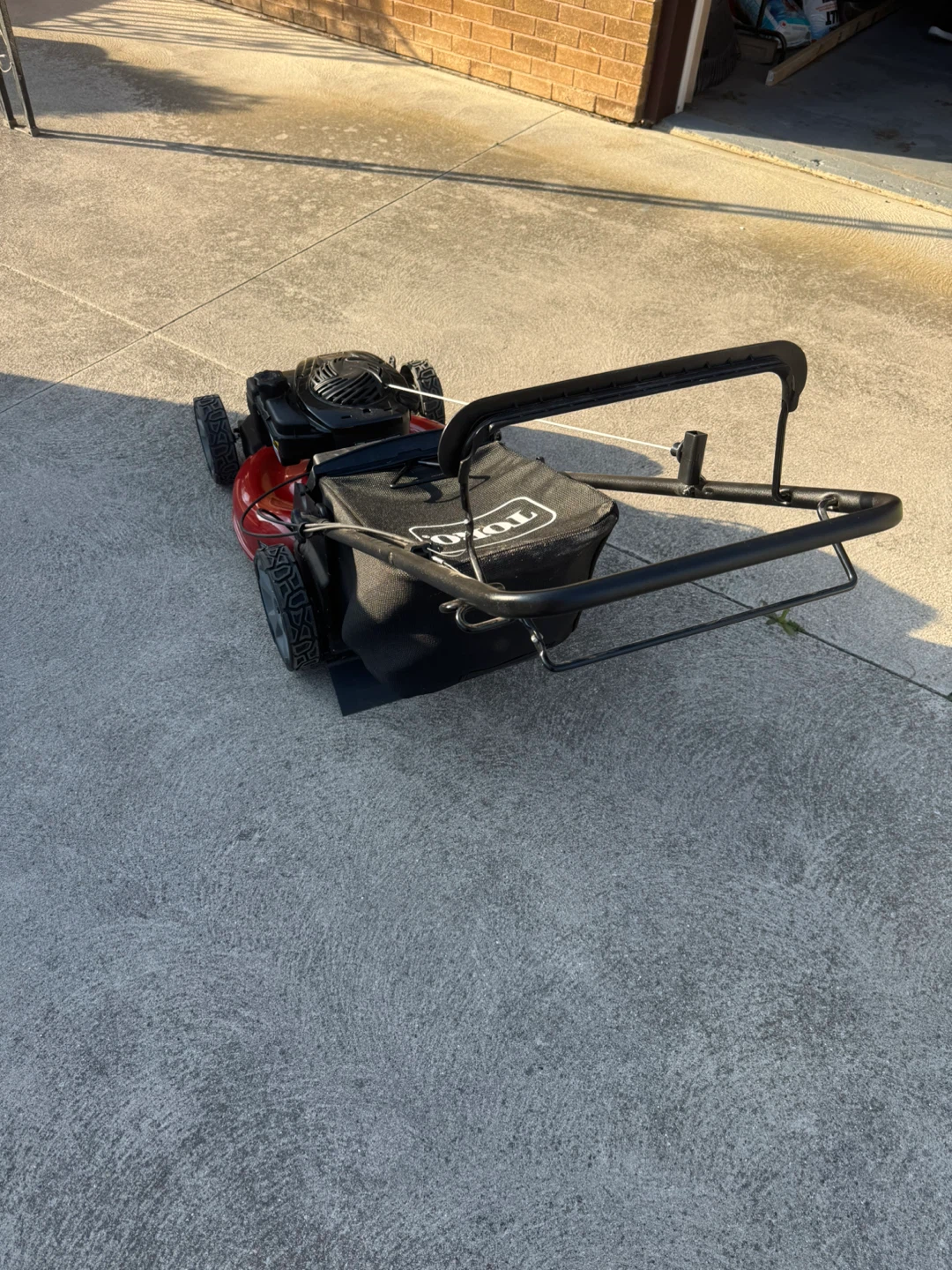 Toro 140cc Gas Lawn Mower - photo 3