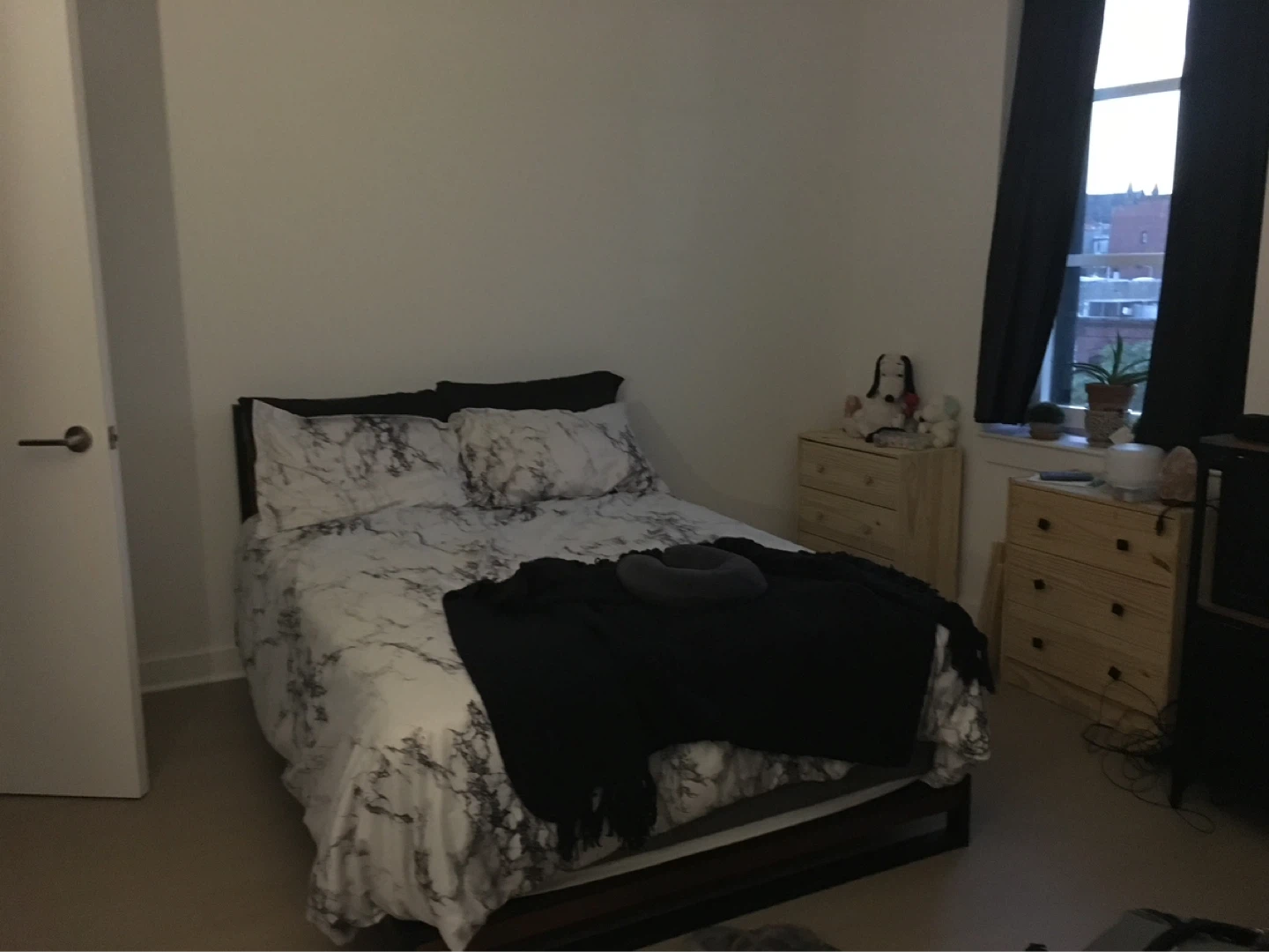 Daniel 37" Low Profile Bamboo and Metal Platform Bed Frame - photo 3