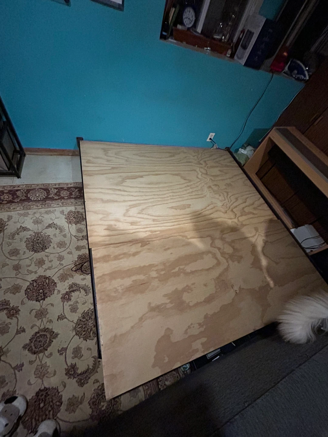 King Wooden Platform Bed Frame - photo 2