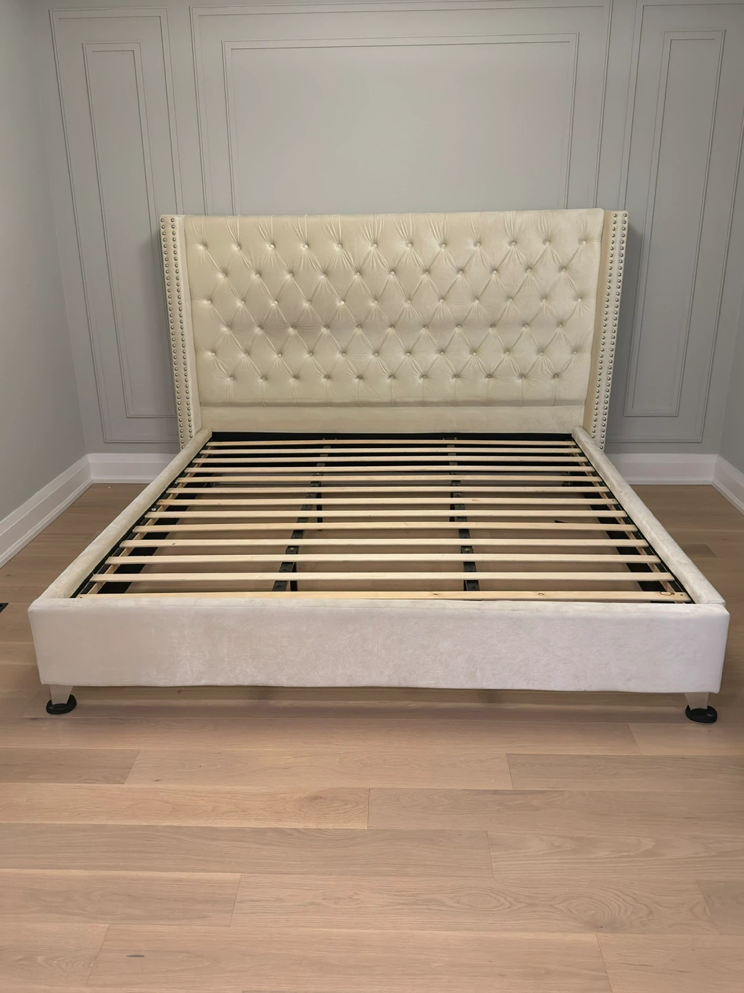 Velvet Tufted Upholstered Bed Frame
