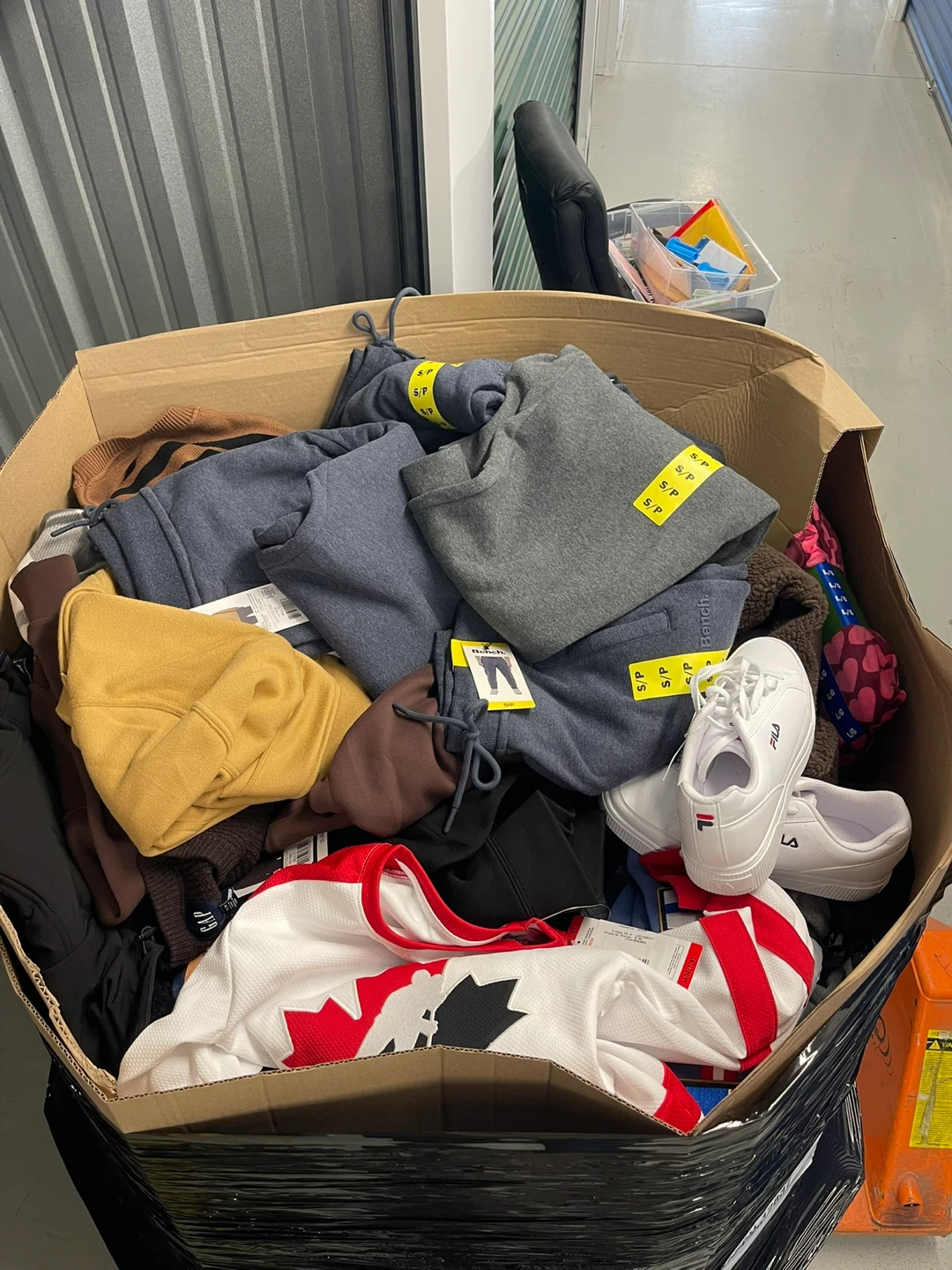 Large Pallet of Assorted Clothing and Shoes - photo 2