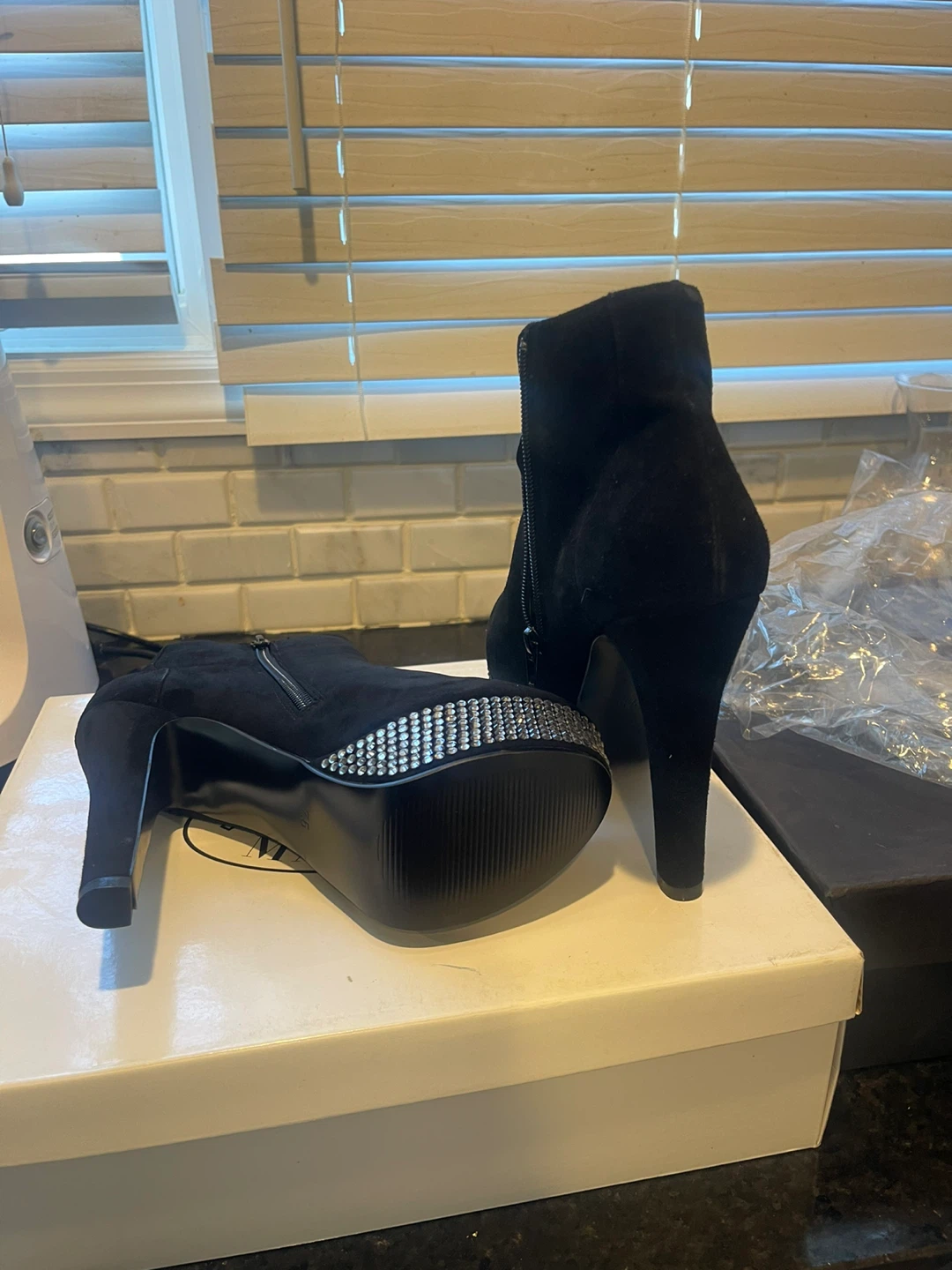 Steve Madden "Banngco" Black Suede Platform Ankle Boots - photo 2