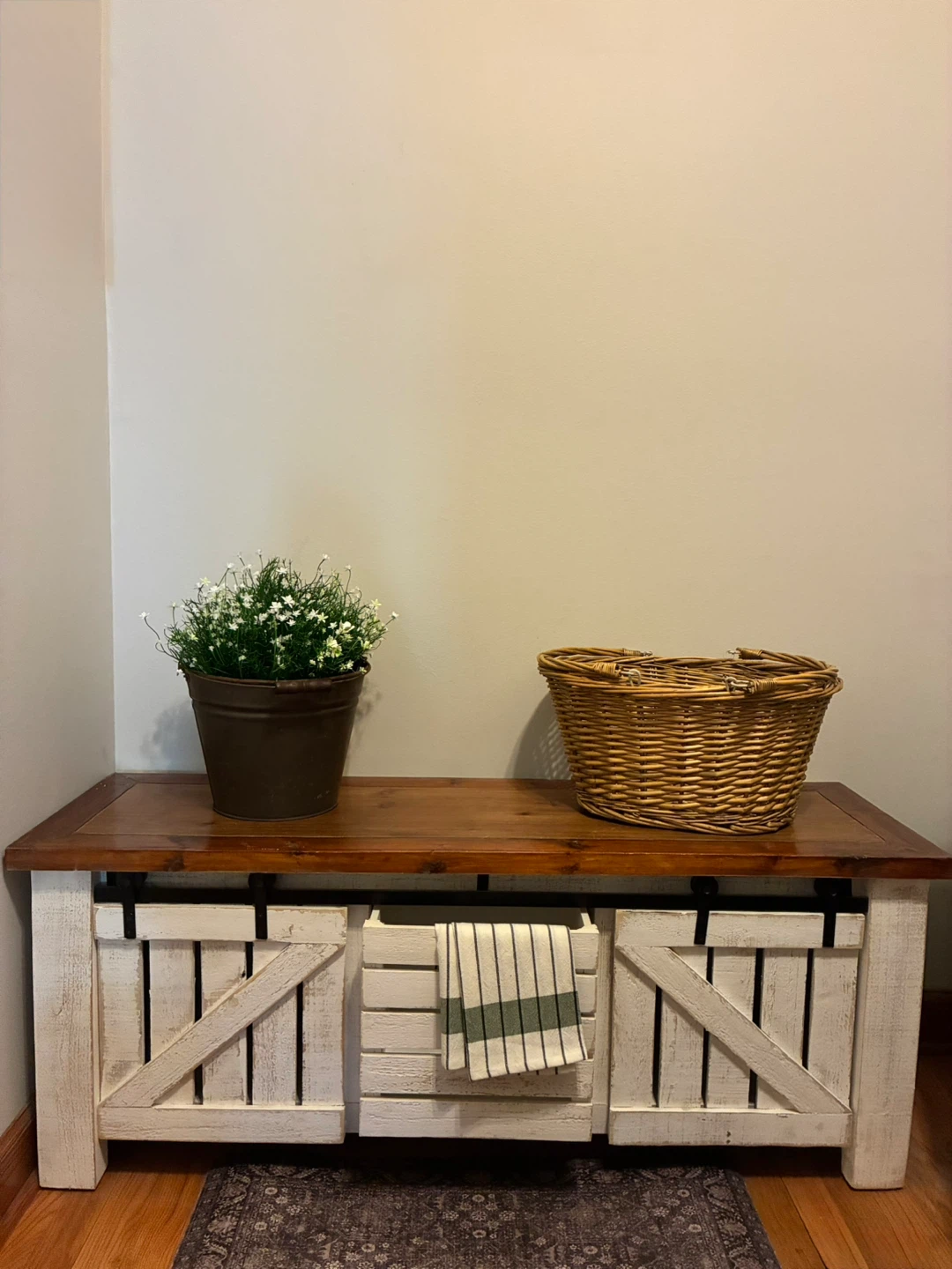 Farmhouse Storage Bench - photo 5