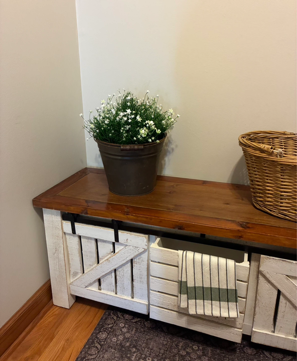 Farmhouse Storage Bench - photo 2