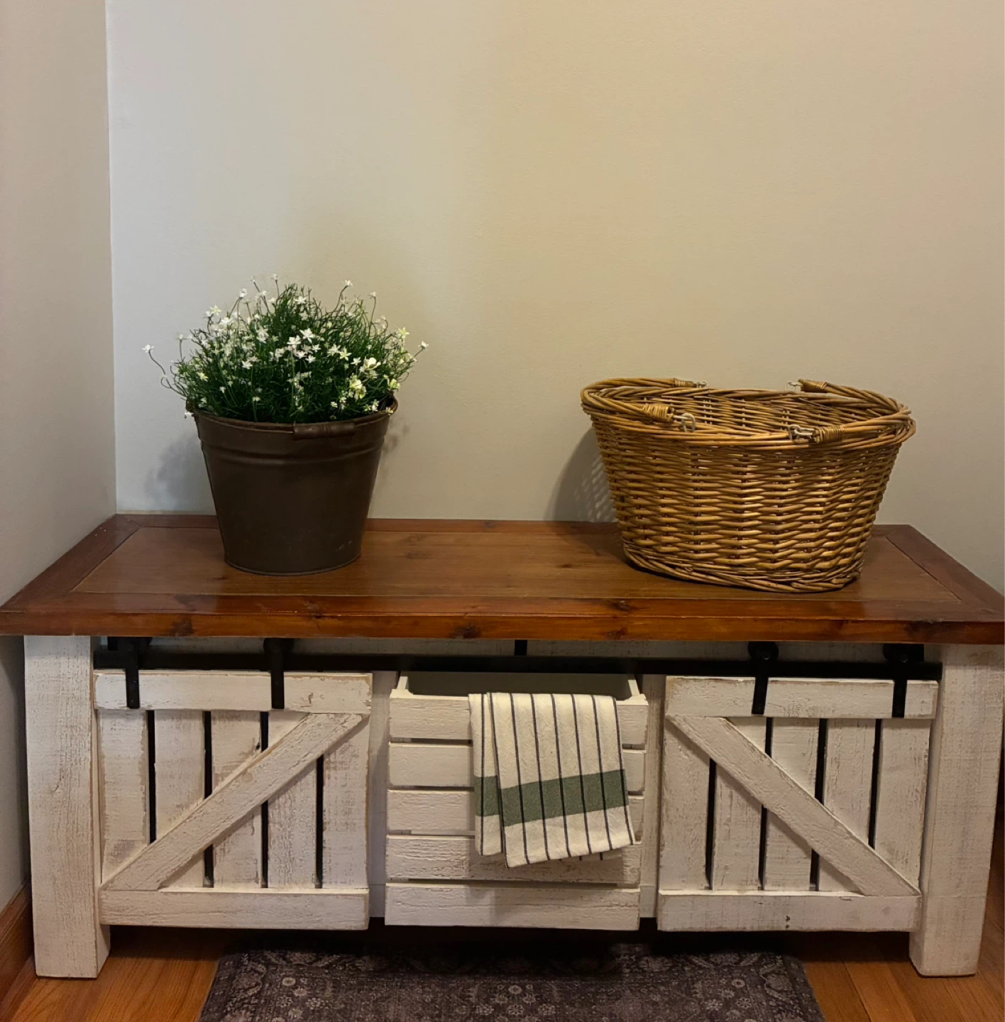 Farmhouse Storage Bench - photo 4