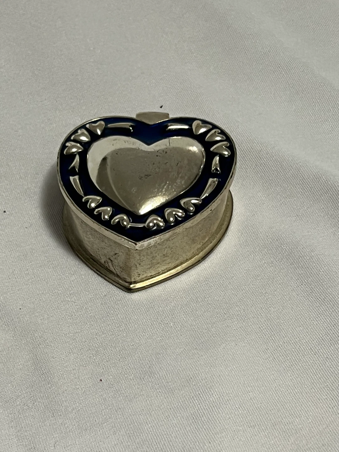 Vintage Silver Plated-Heart Shaped Trinket Box - photo 2