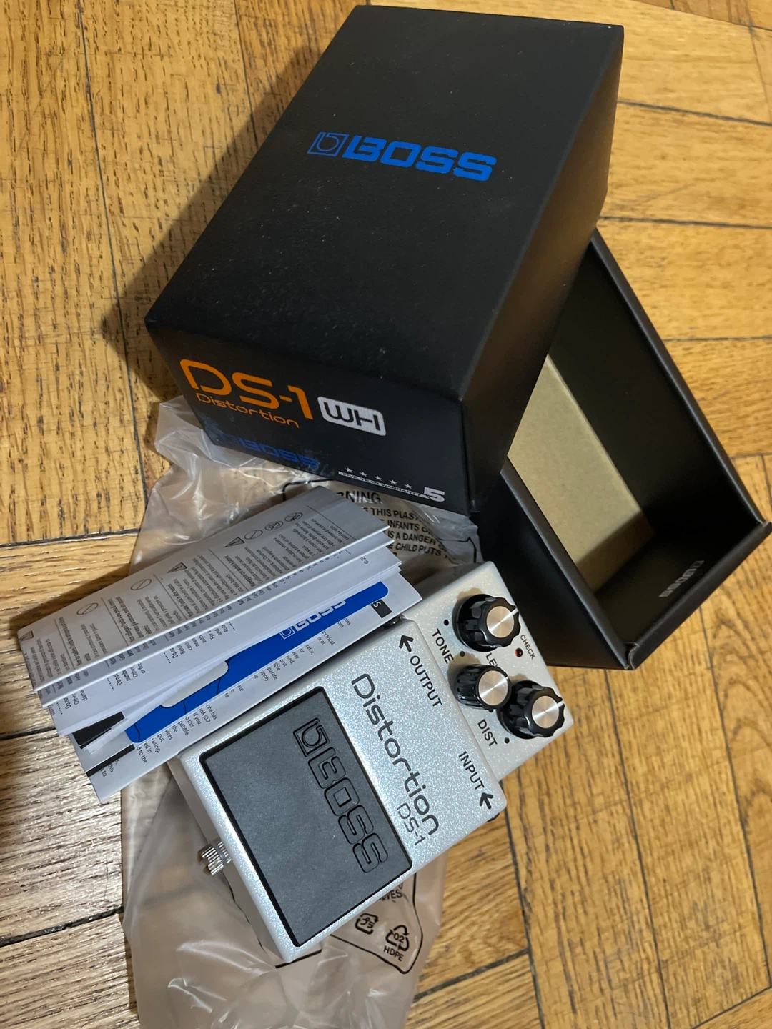 BOSS DS-1 Distortion Pedal - photo 3