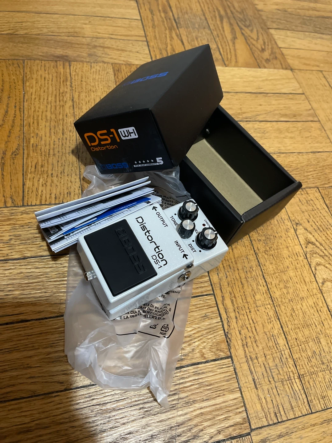 BOSS DS-1 Distortion Pedal - photo 2