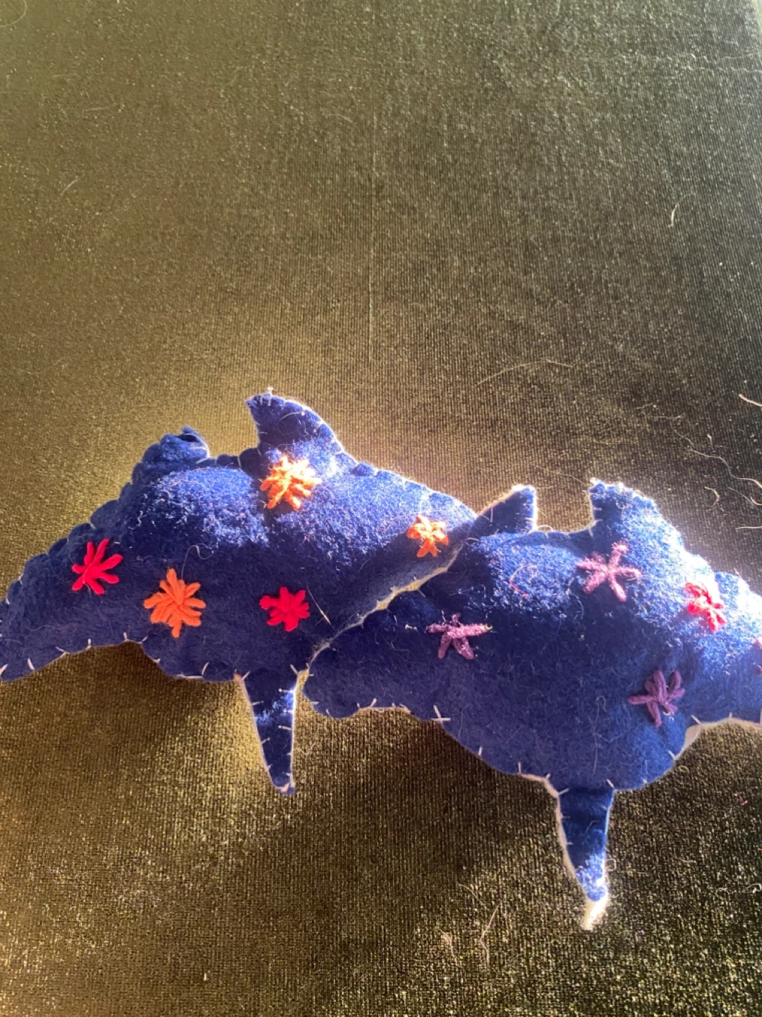 Handmade catnip felt manta rays - photo 2