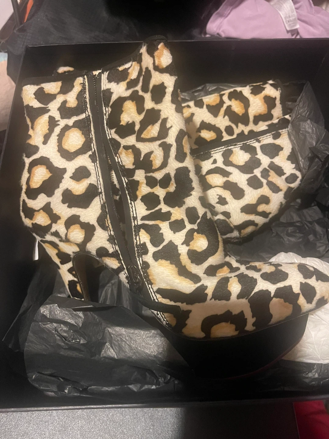 Le Silla Leopard Print Fur Ankle Boots Size 7M - photo 5