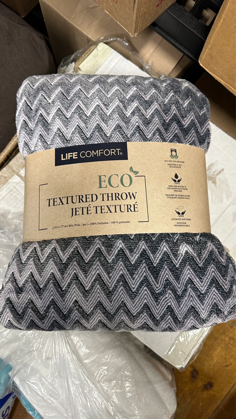 Life Comfort Textured Throw Blanket - Grey Zigzag
