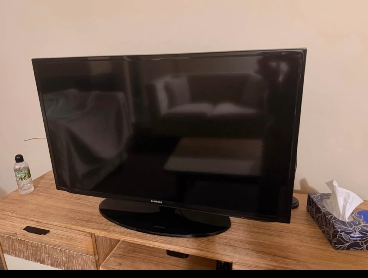 Samsung UN40EH5300F 40-Inch 1080p LED TV - photo 2