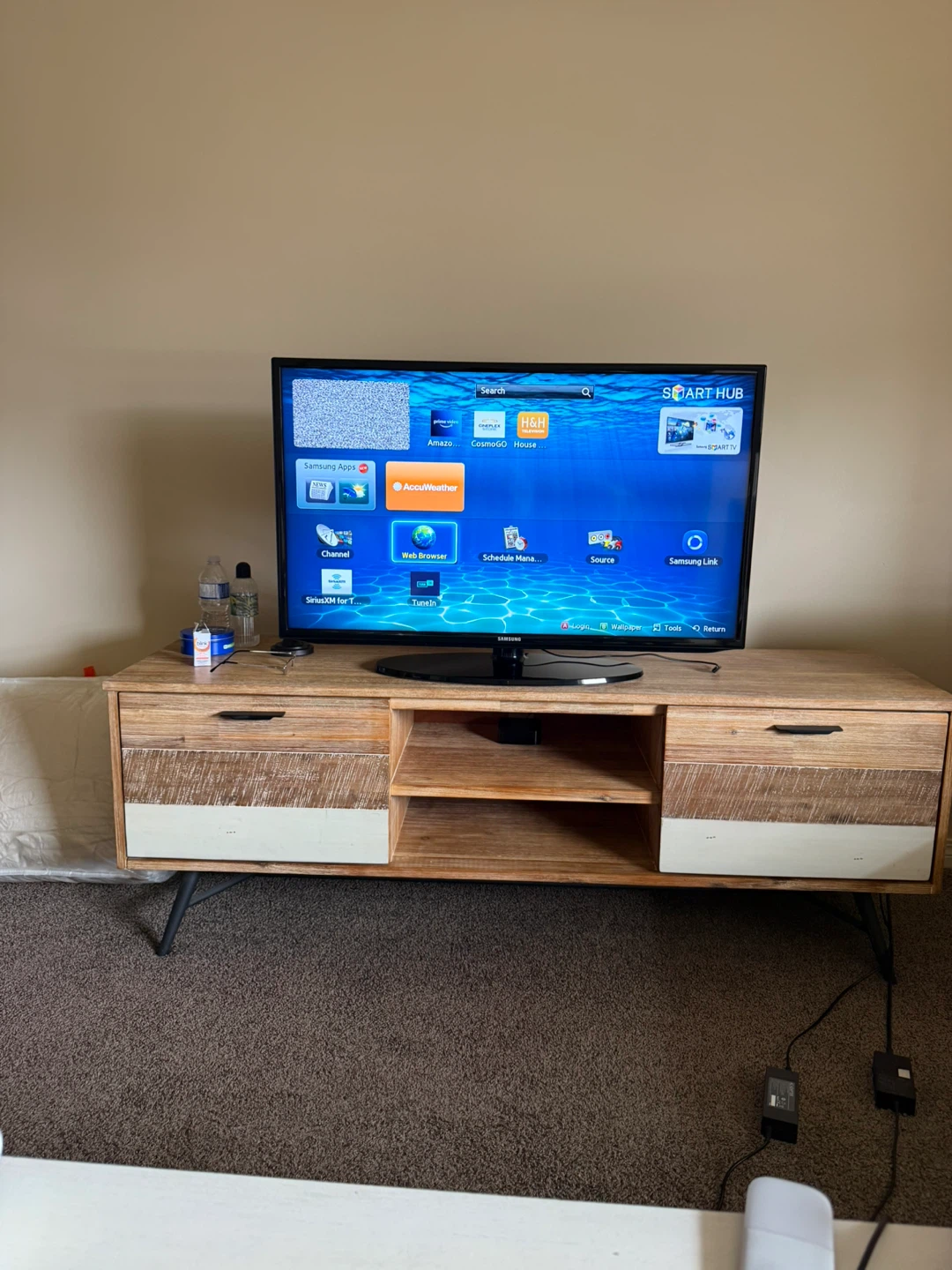 Samsung UN40EH5300F 40-Inch 1080p LED TV - photo 3