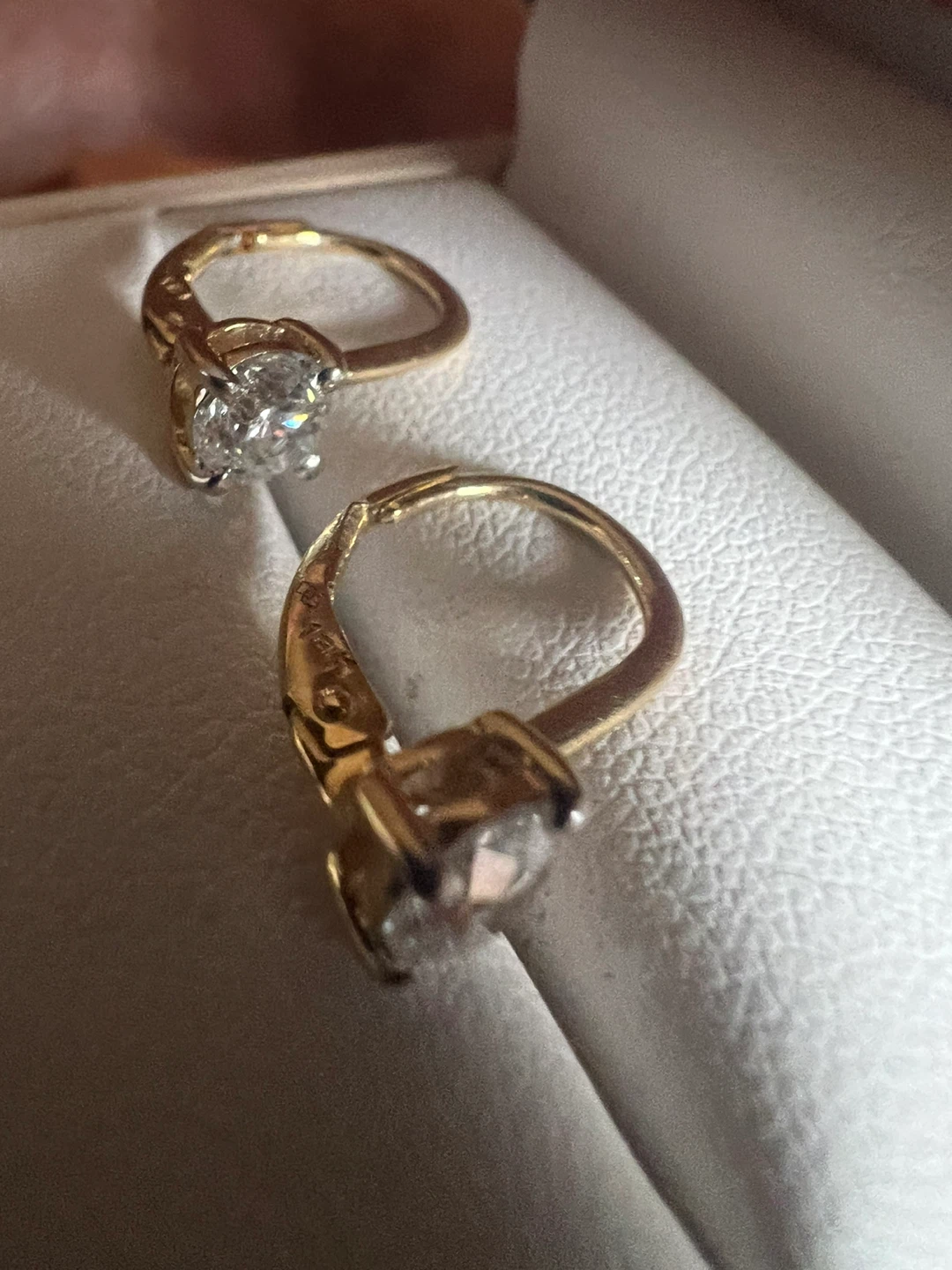 18K Yellow Gold Diamond Earrings 0.82 CTW