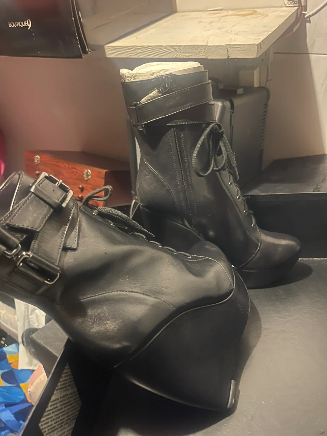 Black Leather Wedge Lace-Up Boots - photo 4