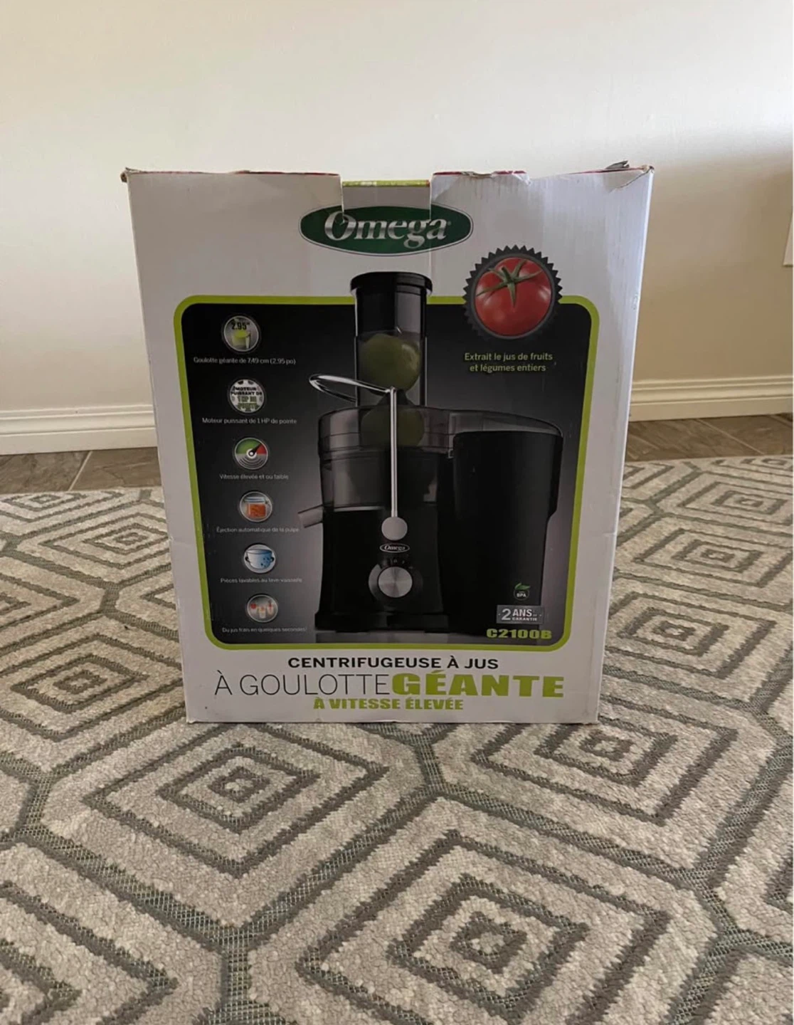 Omega Centrifugal Juicer C2100B