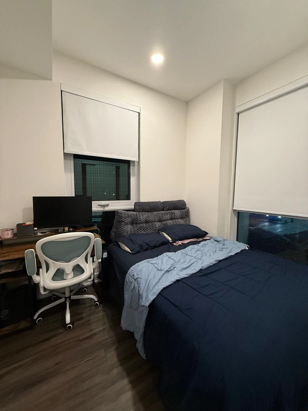 Queen Bed Setup for Sale – Mattress + Frame + Backrest - photo 2