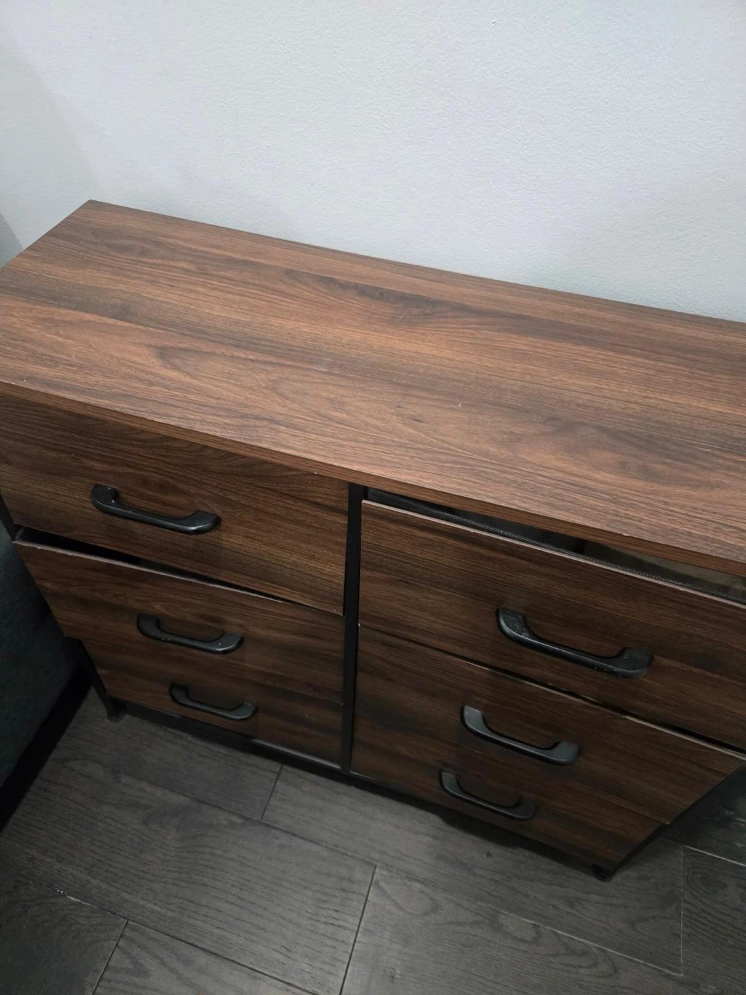 6-Drawer Dresser