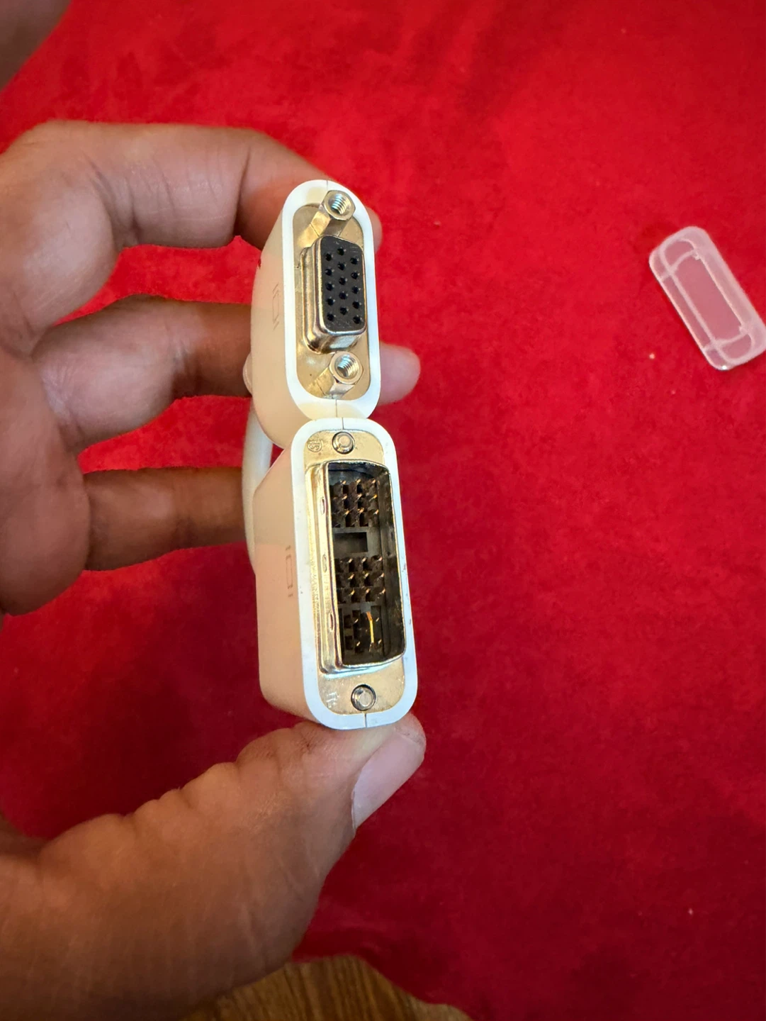 White DVI to VGA Adapter - photo 4