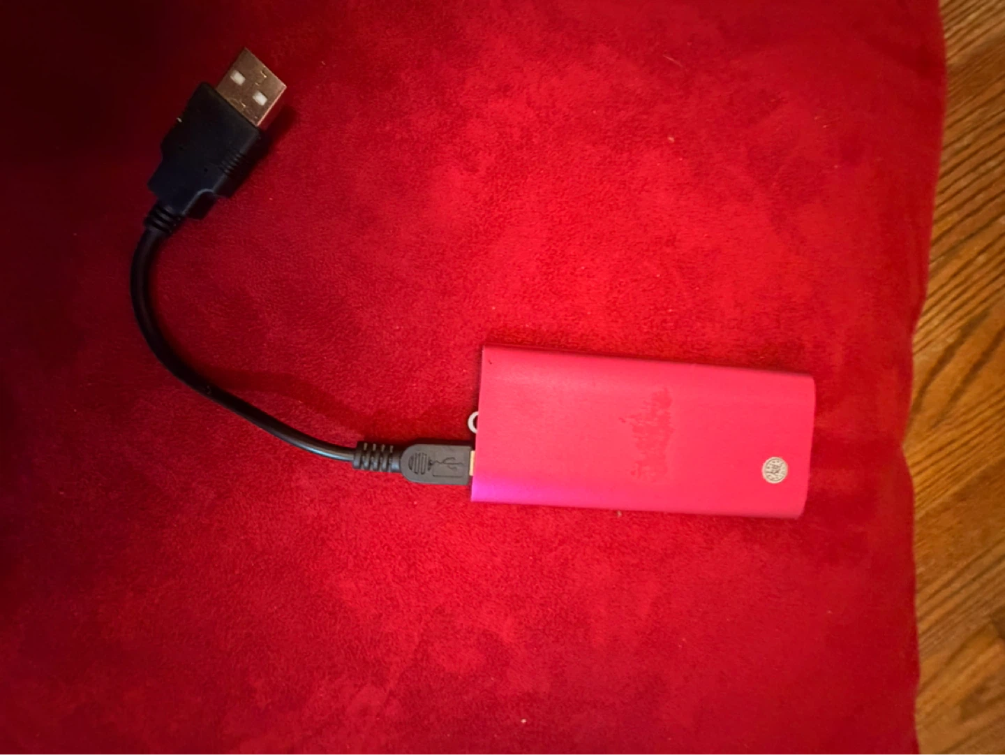 Pink MP3 Player with USB Cable - photo 4