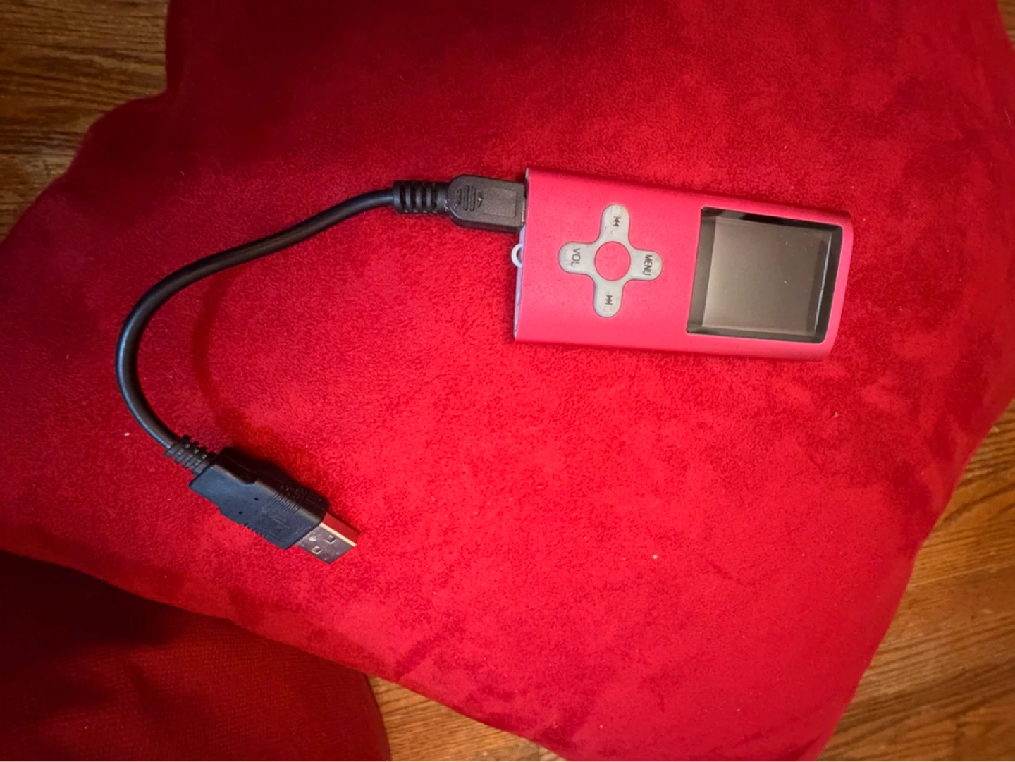 Pink MP3 Player with USB Cable - photo 2