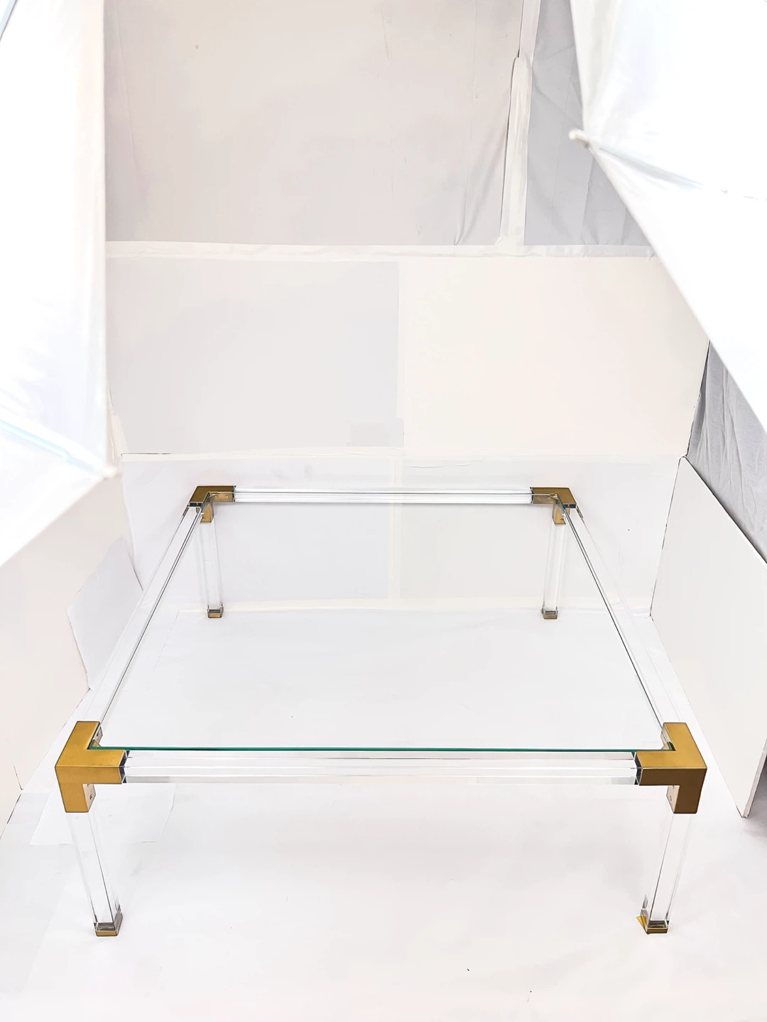 ACRYLIC & GOLD BRASS GLASS COFFEE TABLE - photo 3