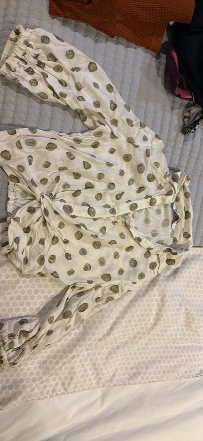 Zara Women's White and Green Polka Dot T-Shirt - Size XS - photo 2
