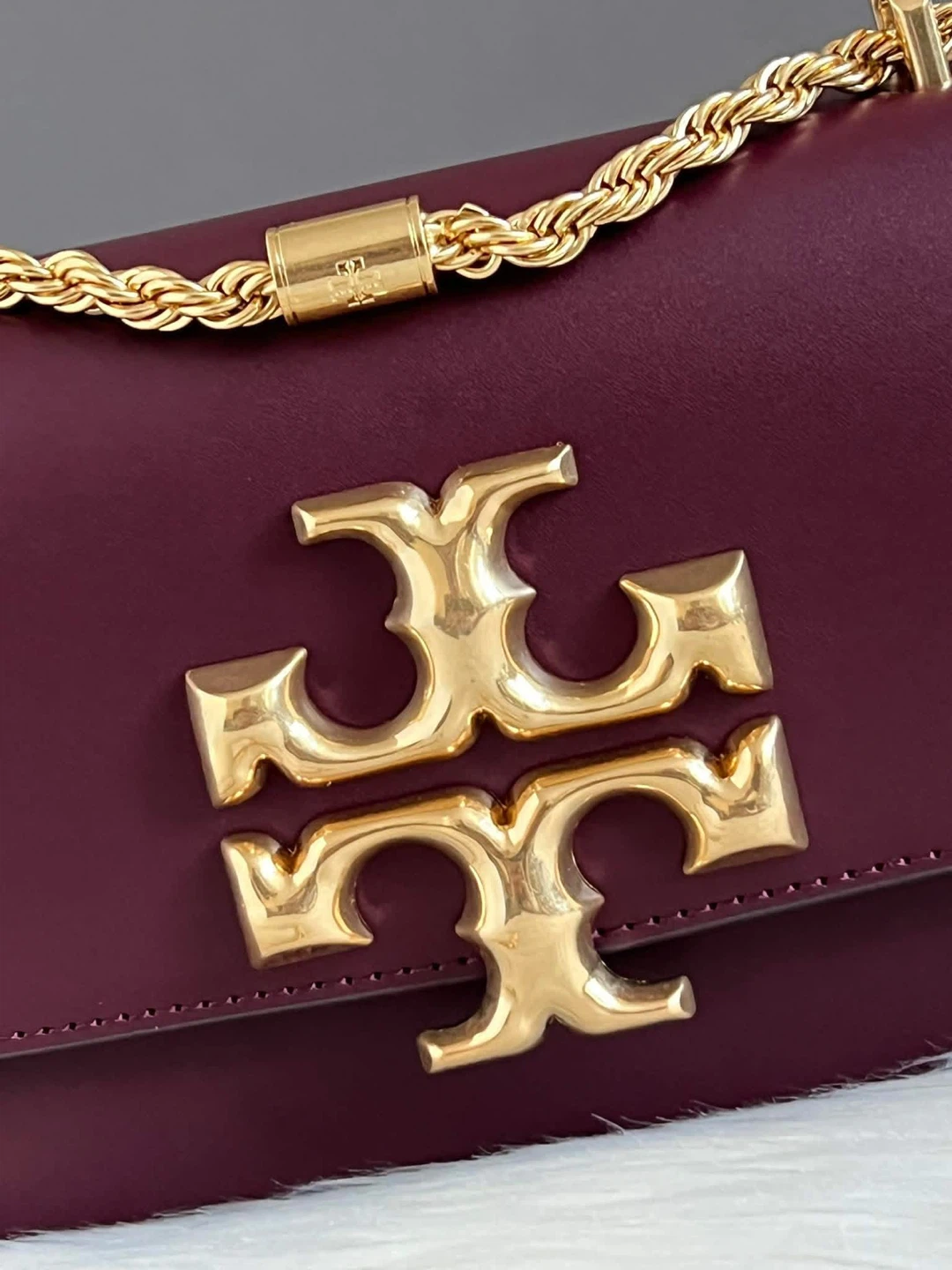 FOR SALE ✨ Tory Burch Eleanor Small Convertible Shoulder Bag - photo 5