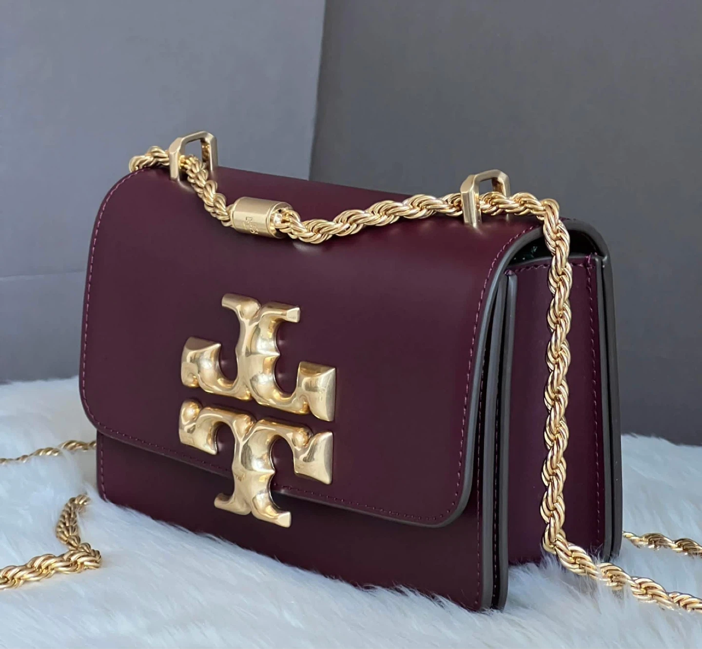 FOR SALE ✨ Tory Burch Eleanor Small Convertible Shoulder Bag - photo 3