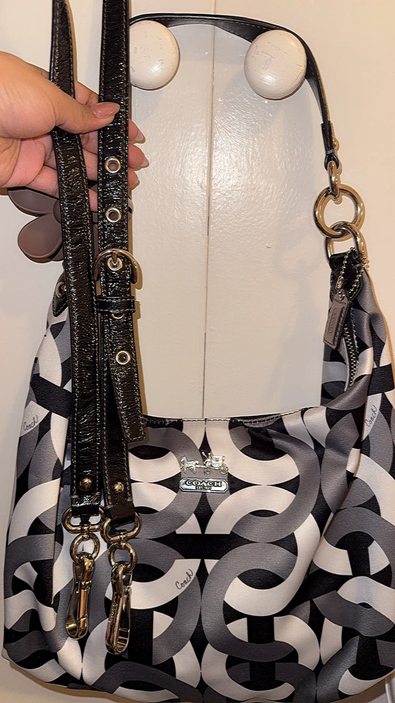 coach madison op art shoulder bag - photo 2