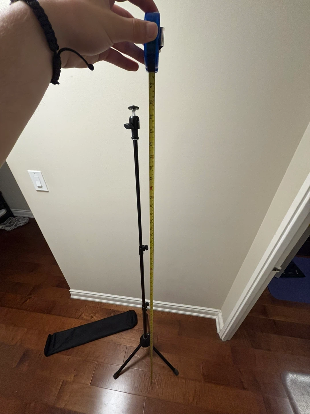 Black Steel Tripod Stand with Carrying Bag - photo 2