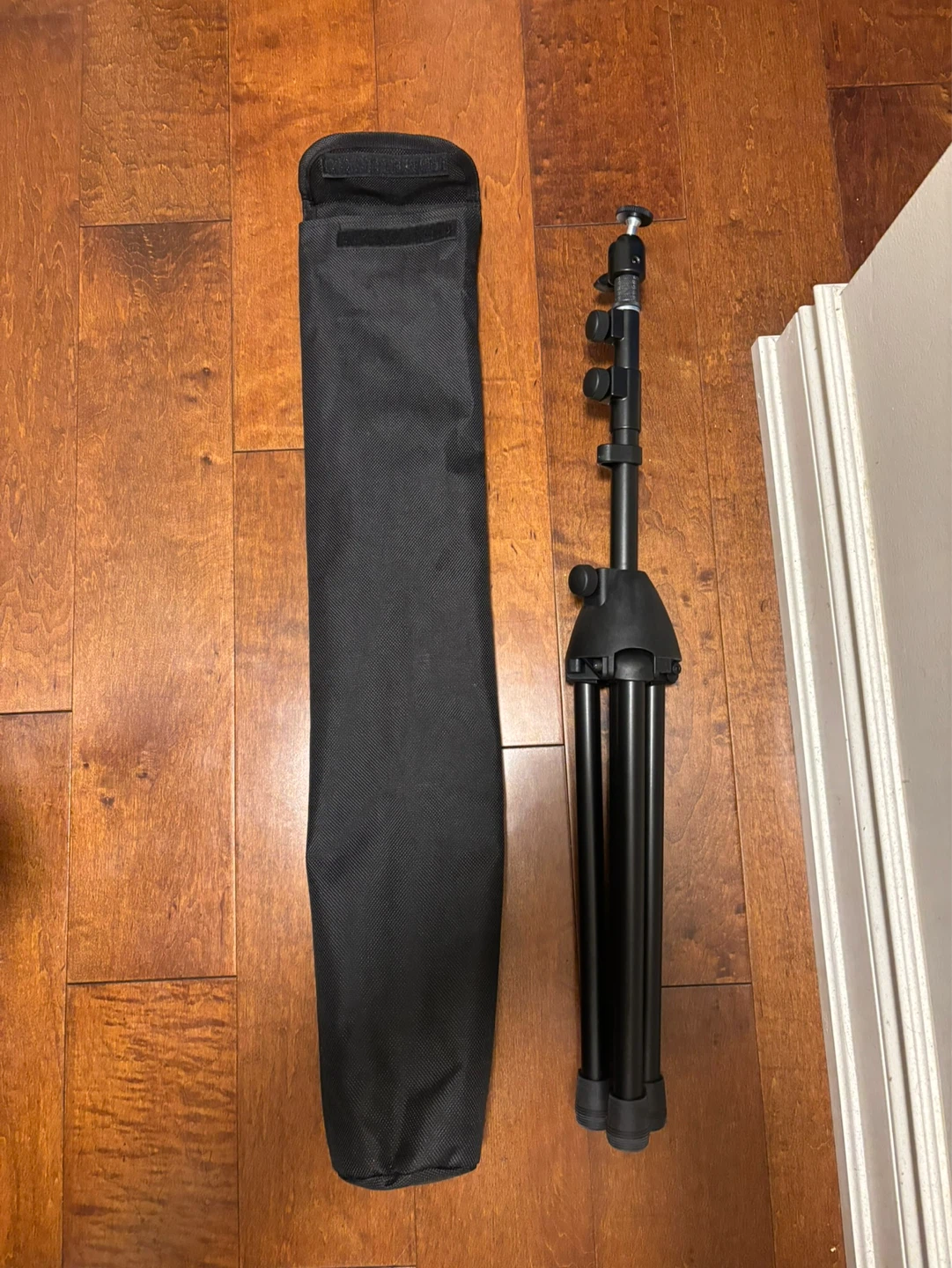 Black Steel Tripod Stand with Carrying Bag
