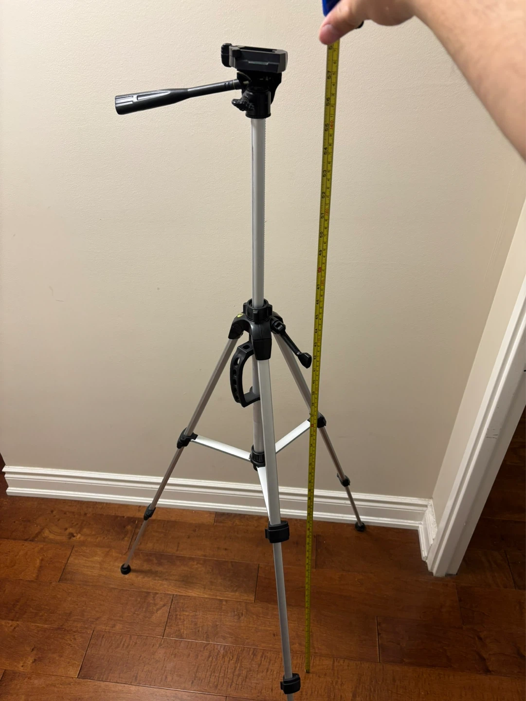 Camera Tripod - photo 2