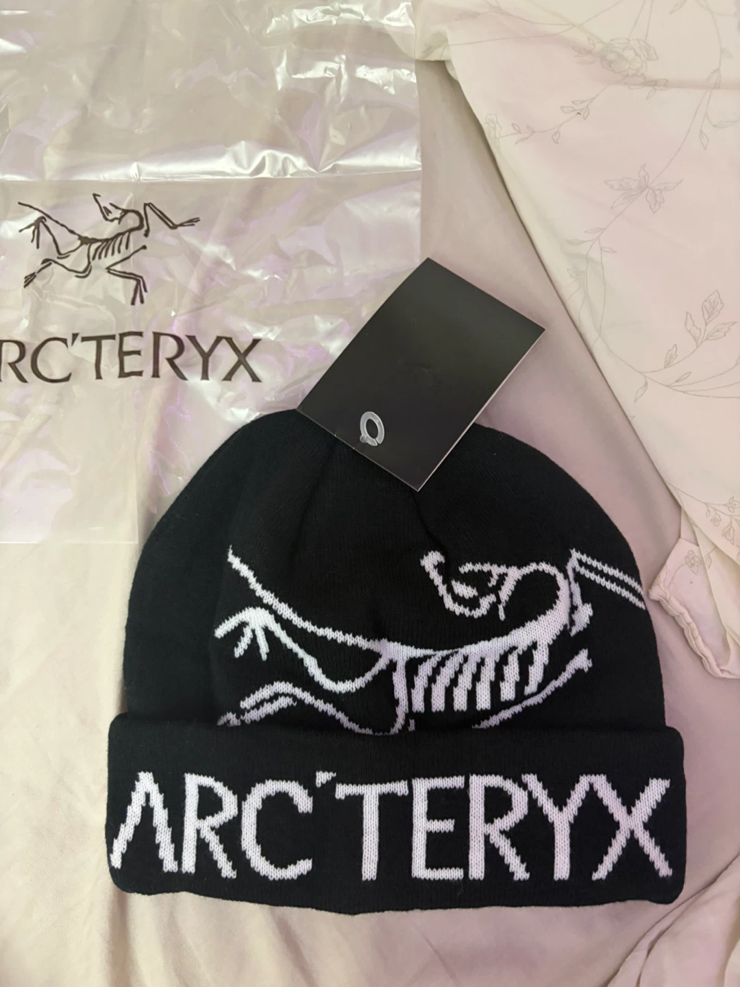 Arc'teryx Black Beanie