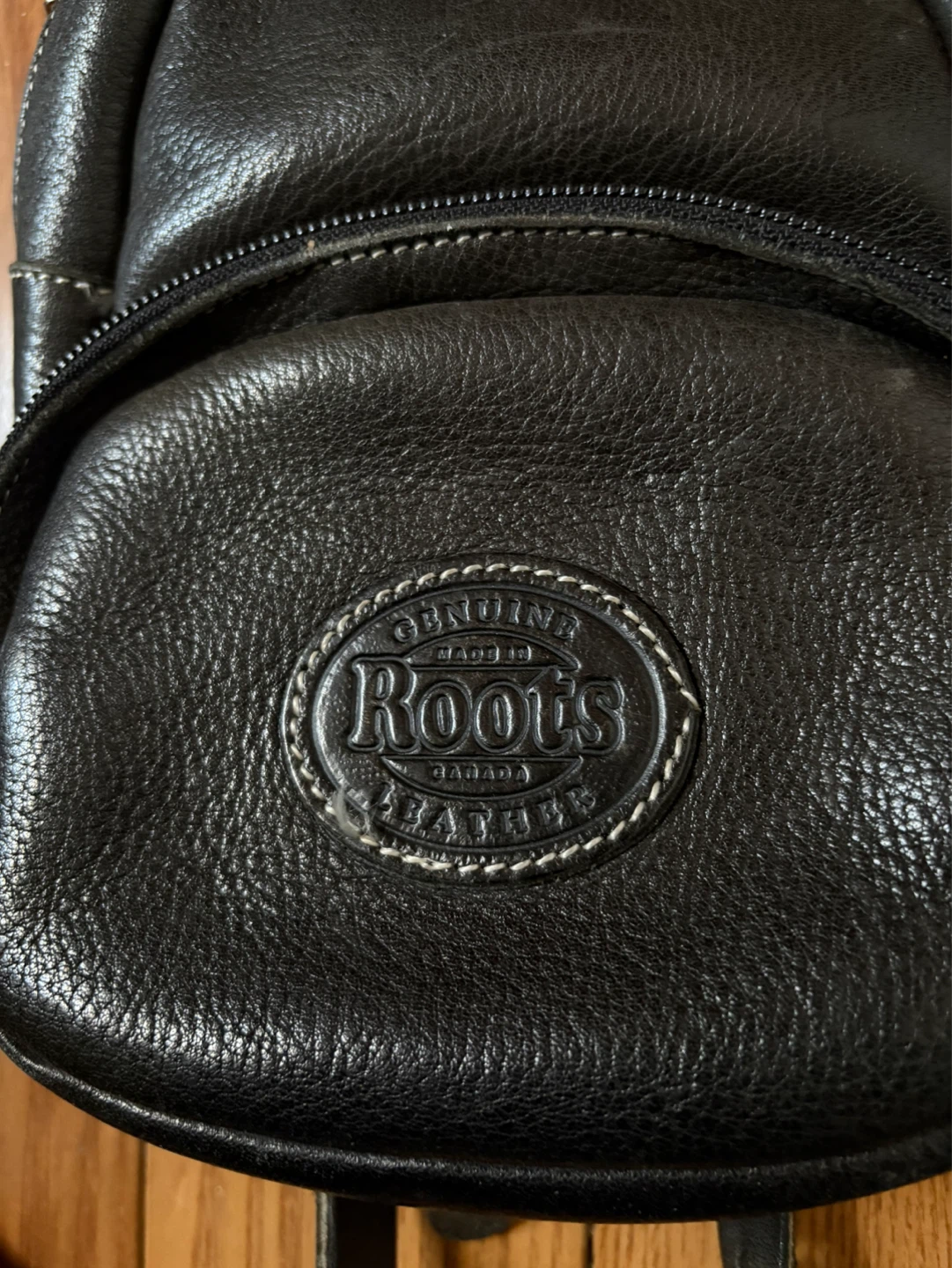 Roots Canada leather mini backpack bag - photo 2